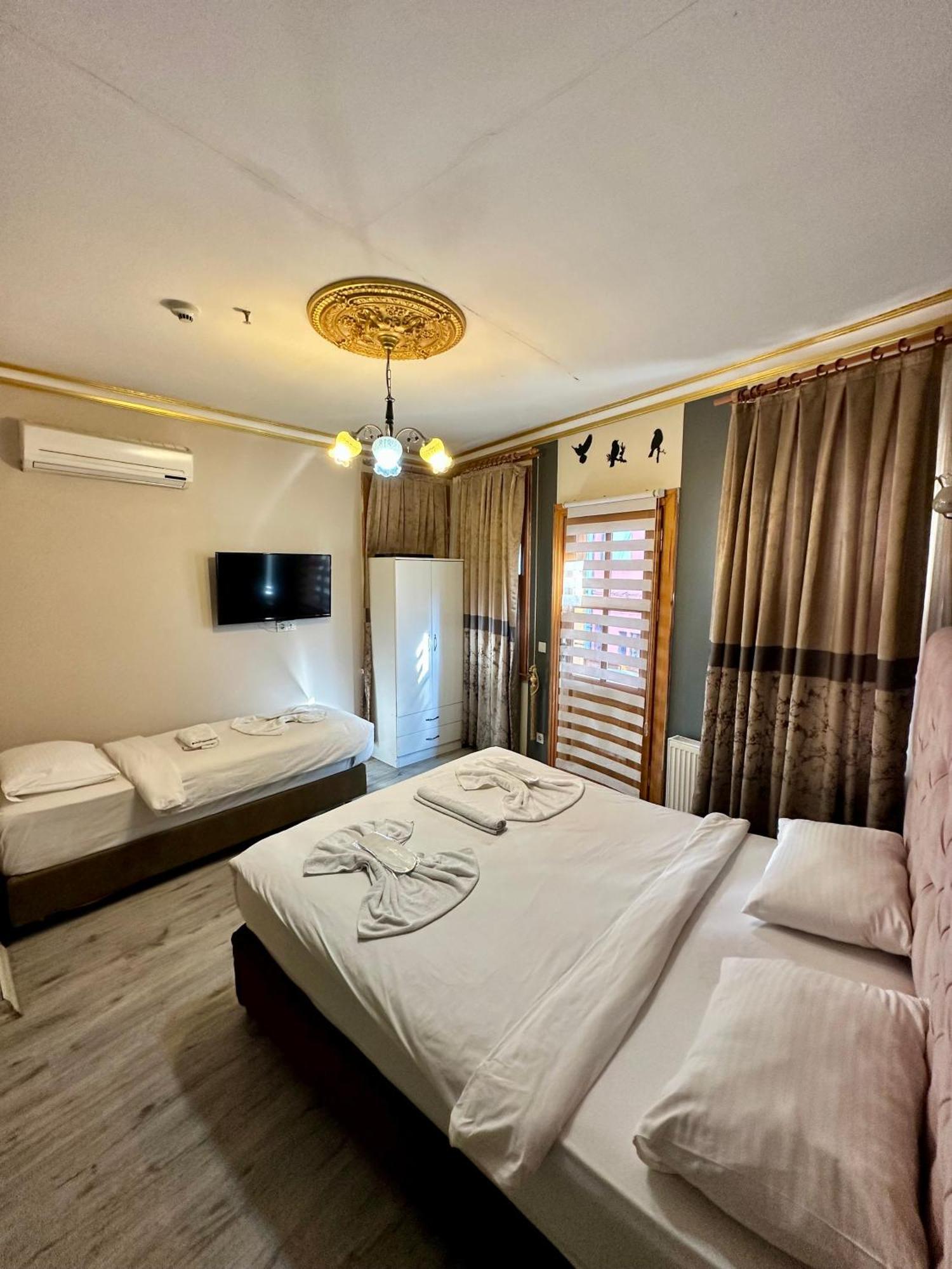 Old Family Hotel 2*