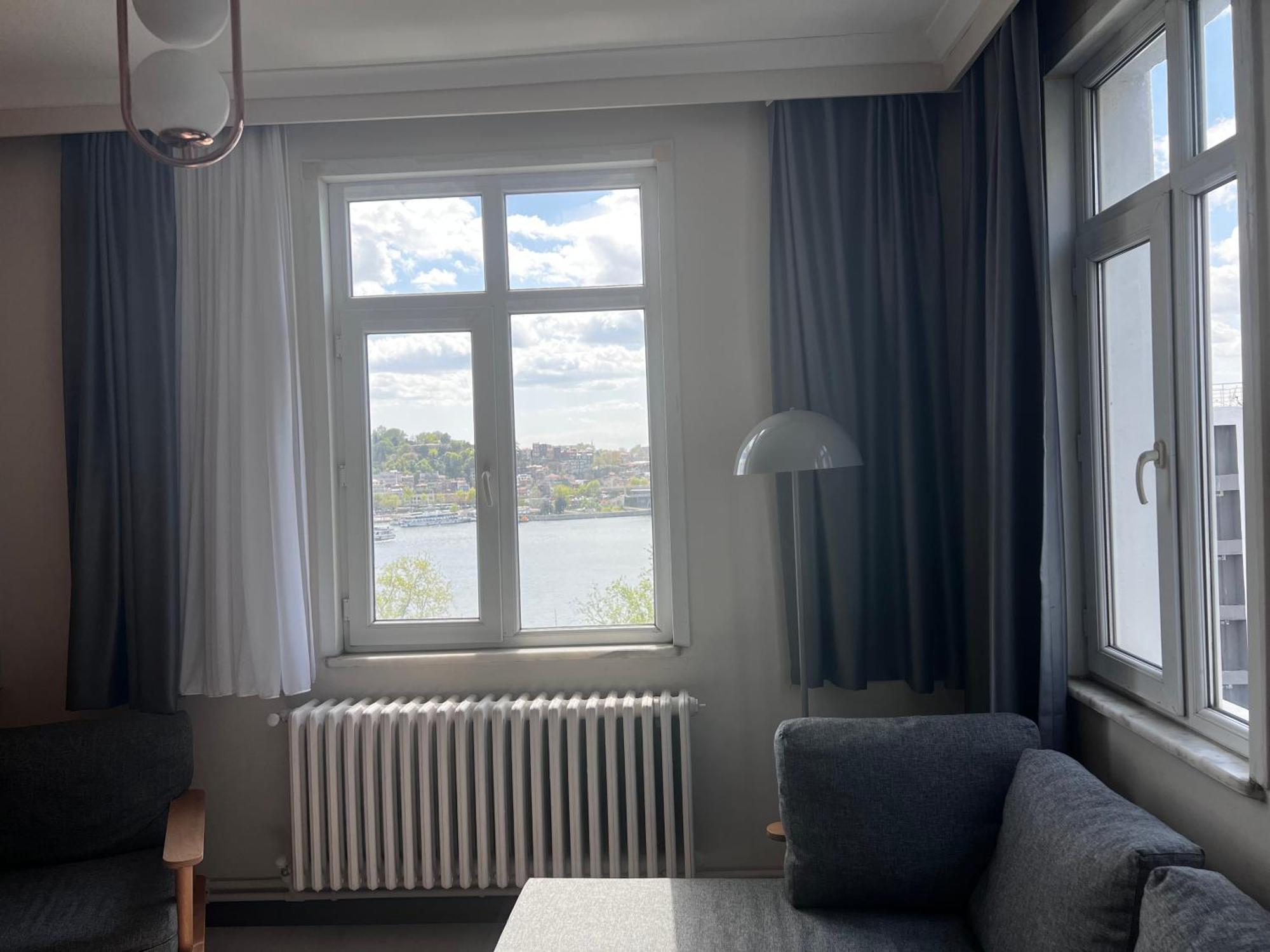 Modern Design, 4 Bedroom Amazing Sea View, Karakoey 8 Apartment