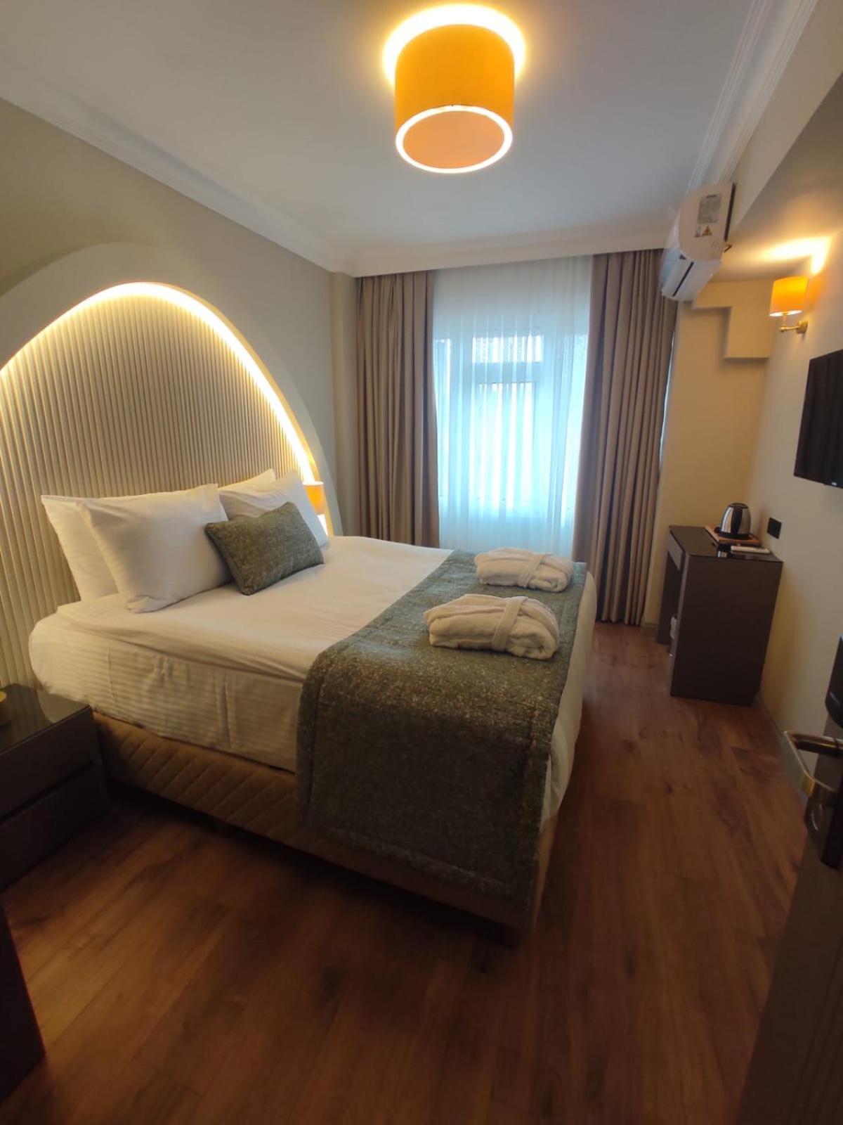 Hotel Mara Oldcity 3*