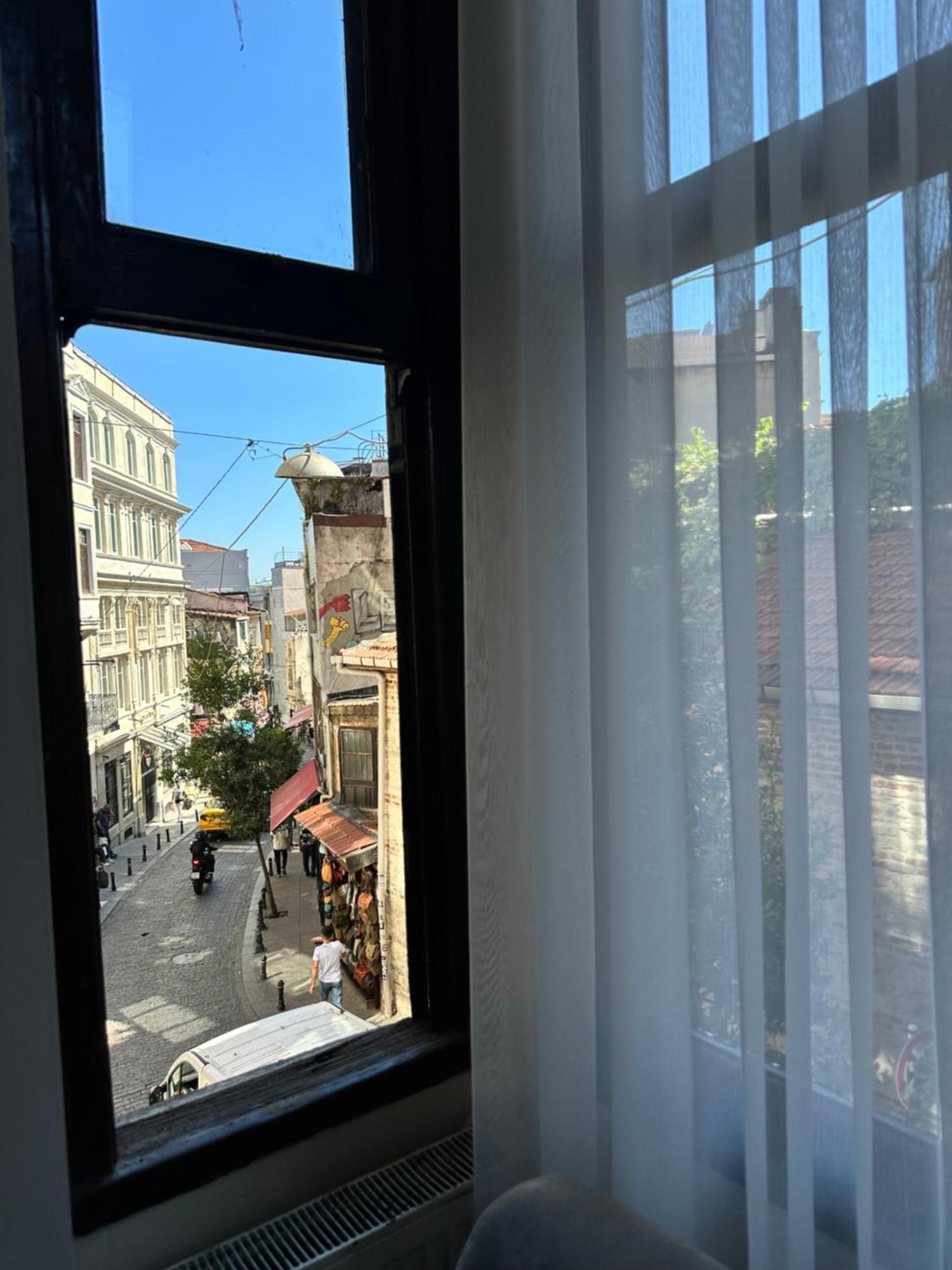 Vega Galata Apartment