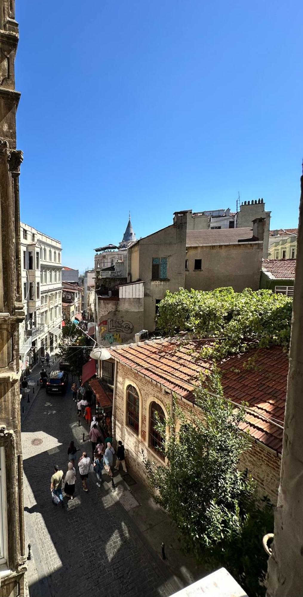 Vega Galata Apartment
