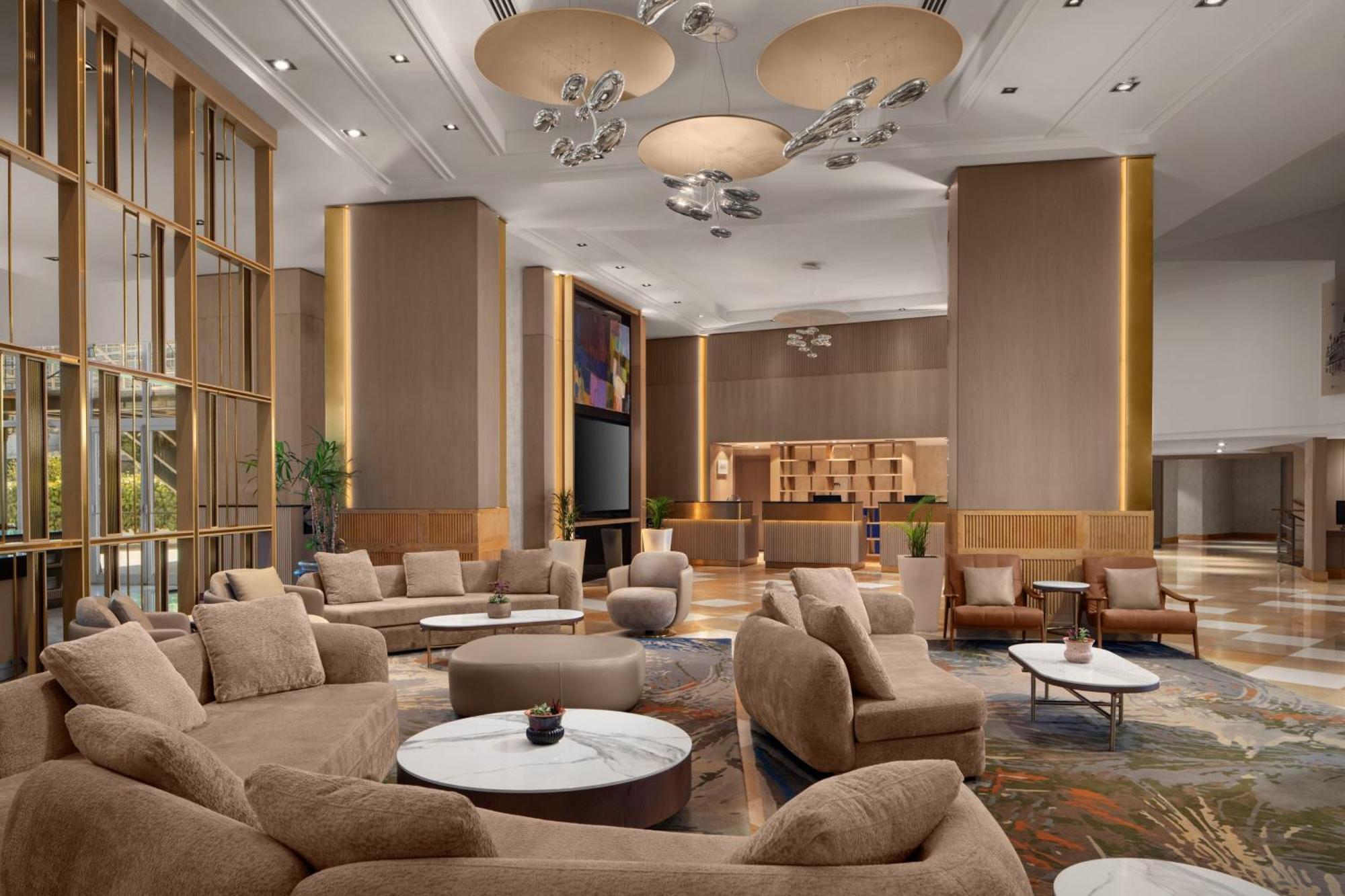 Delta By Marriott West 5*