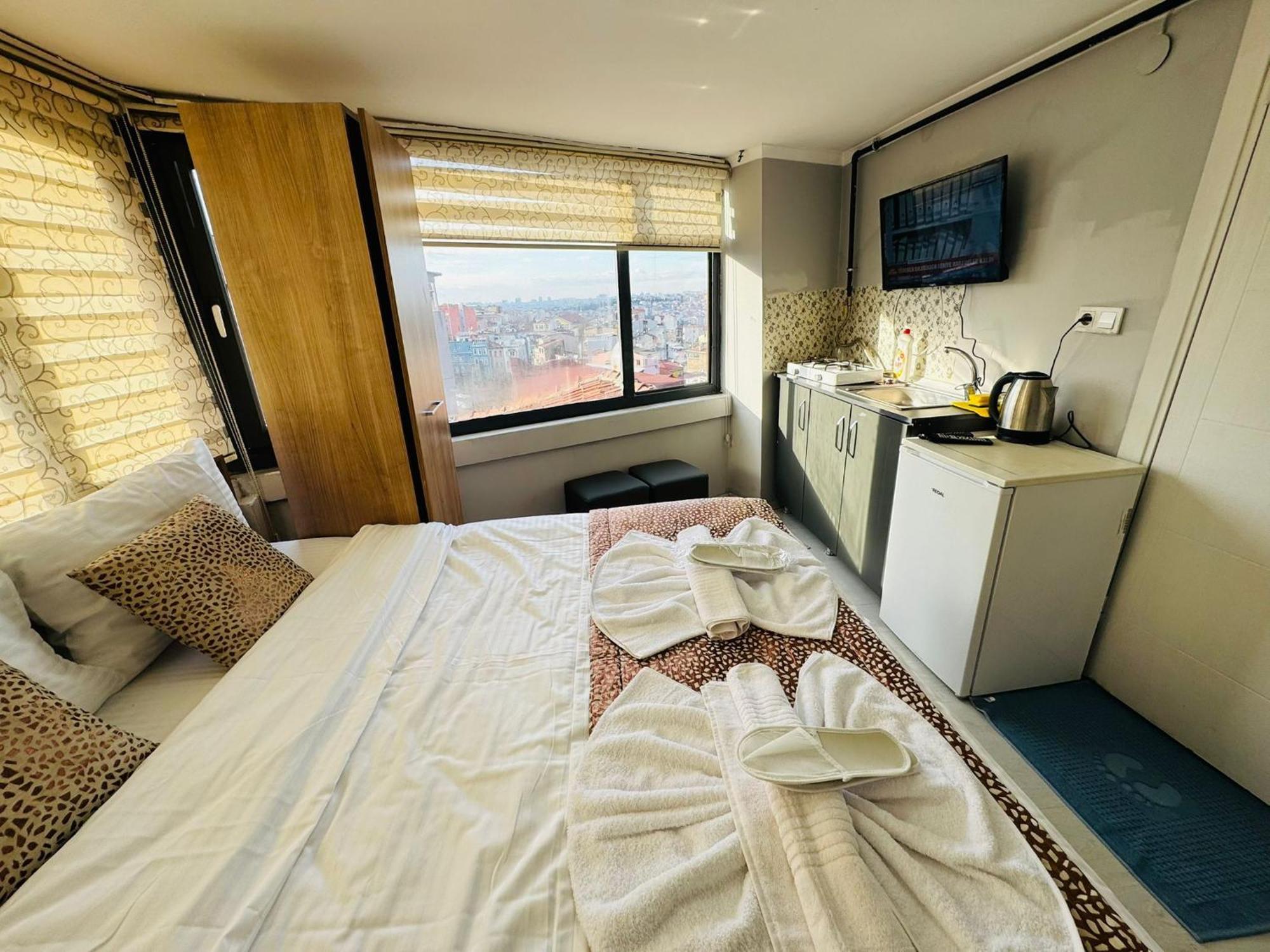 Aparthotel Taksim Peracity *