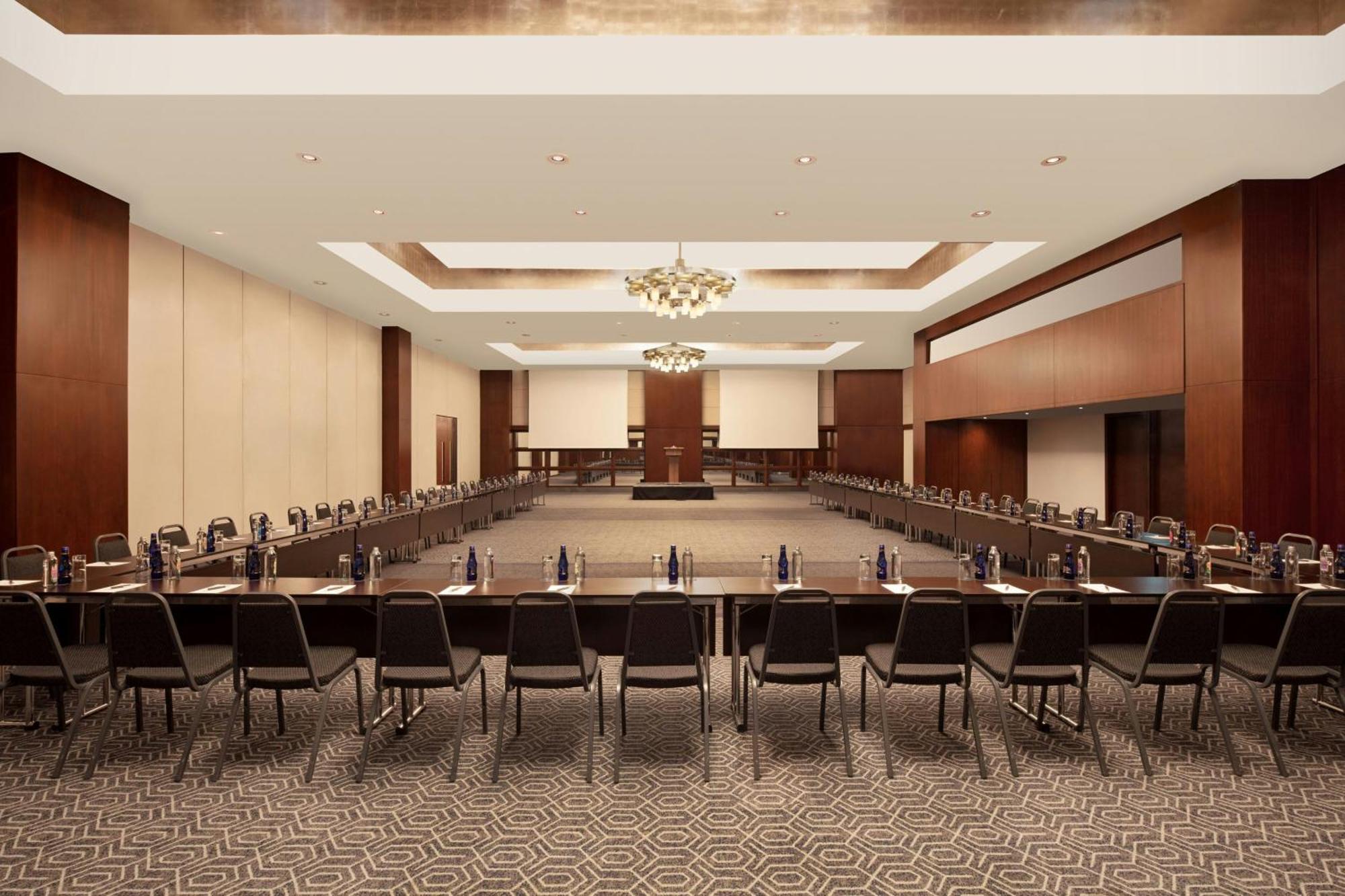 Sheraton Levent Hotel
