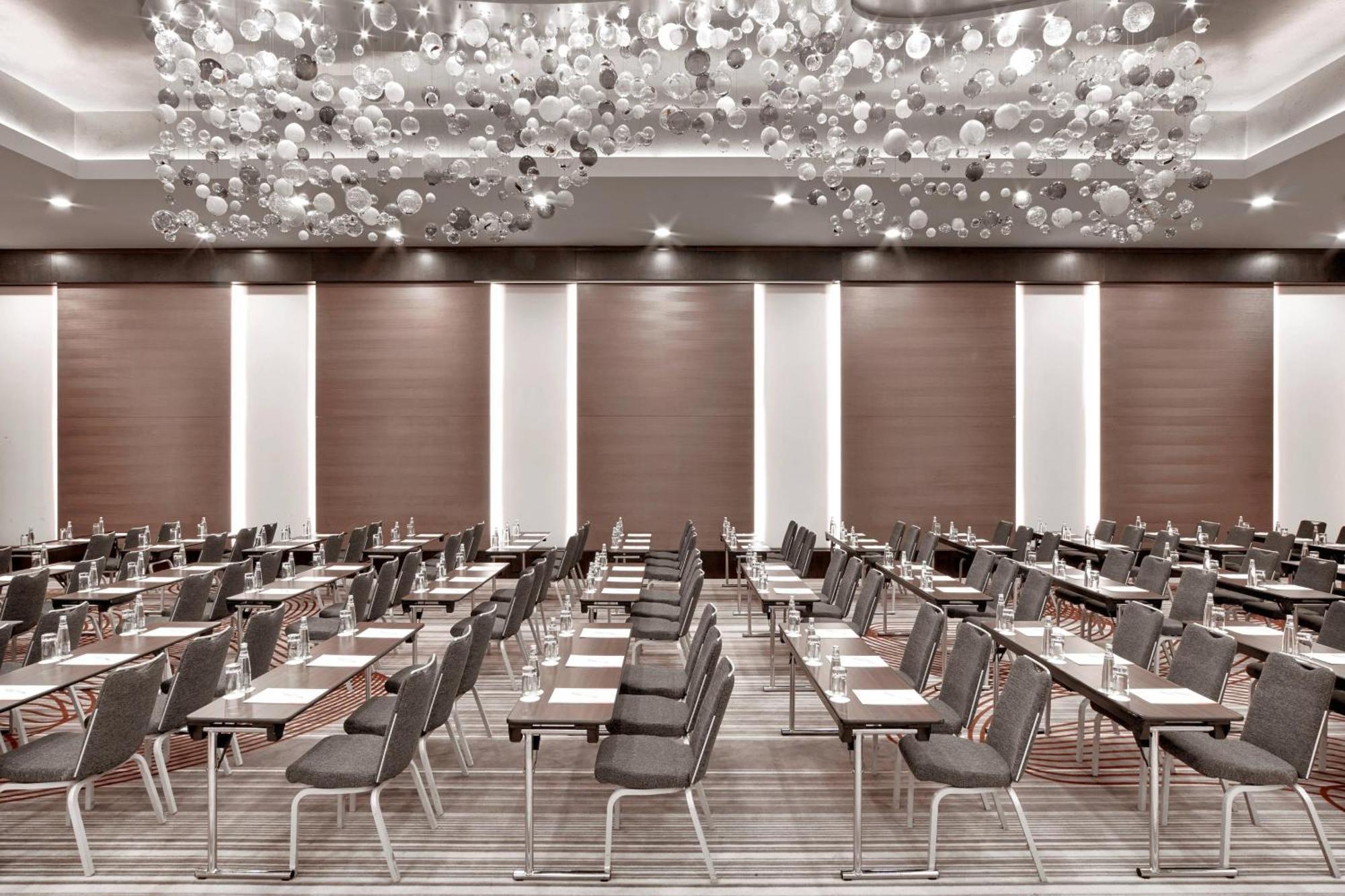 Hotel Le Meridien Etiler 5*