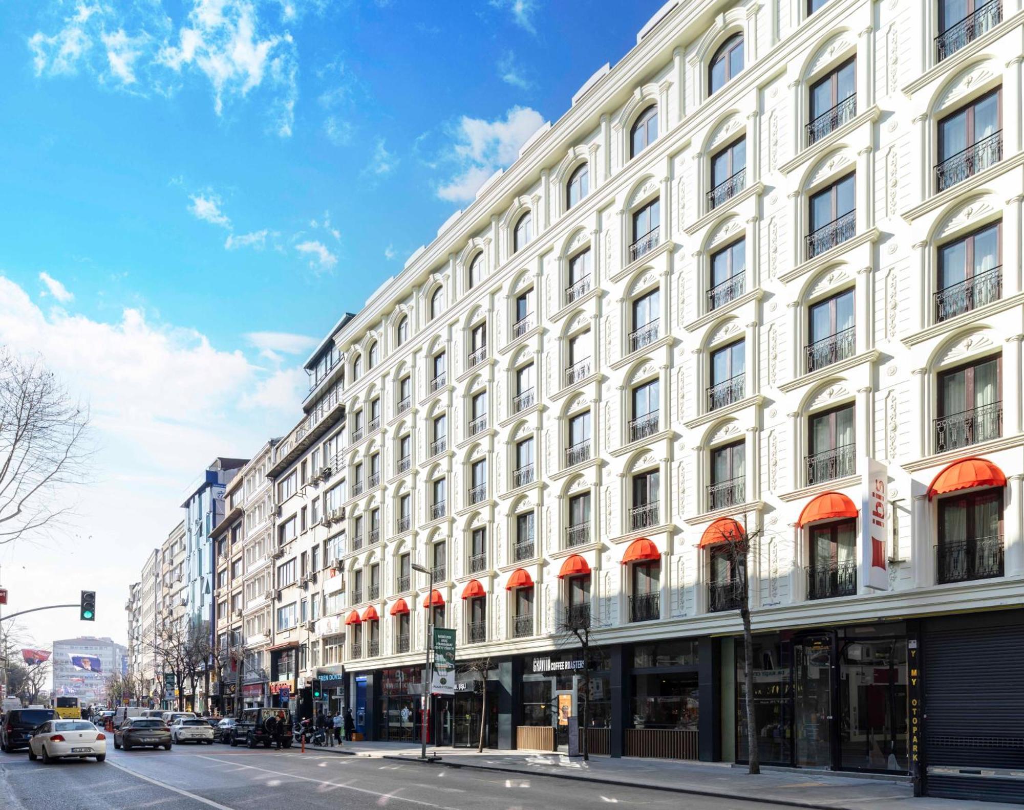 Ibis Sisli Hotel 4*