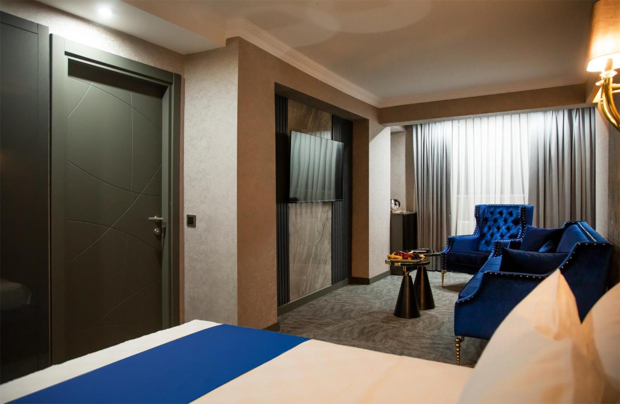 Hotel Golden Bazaar 3*