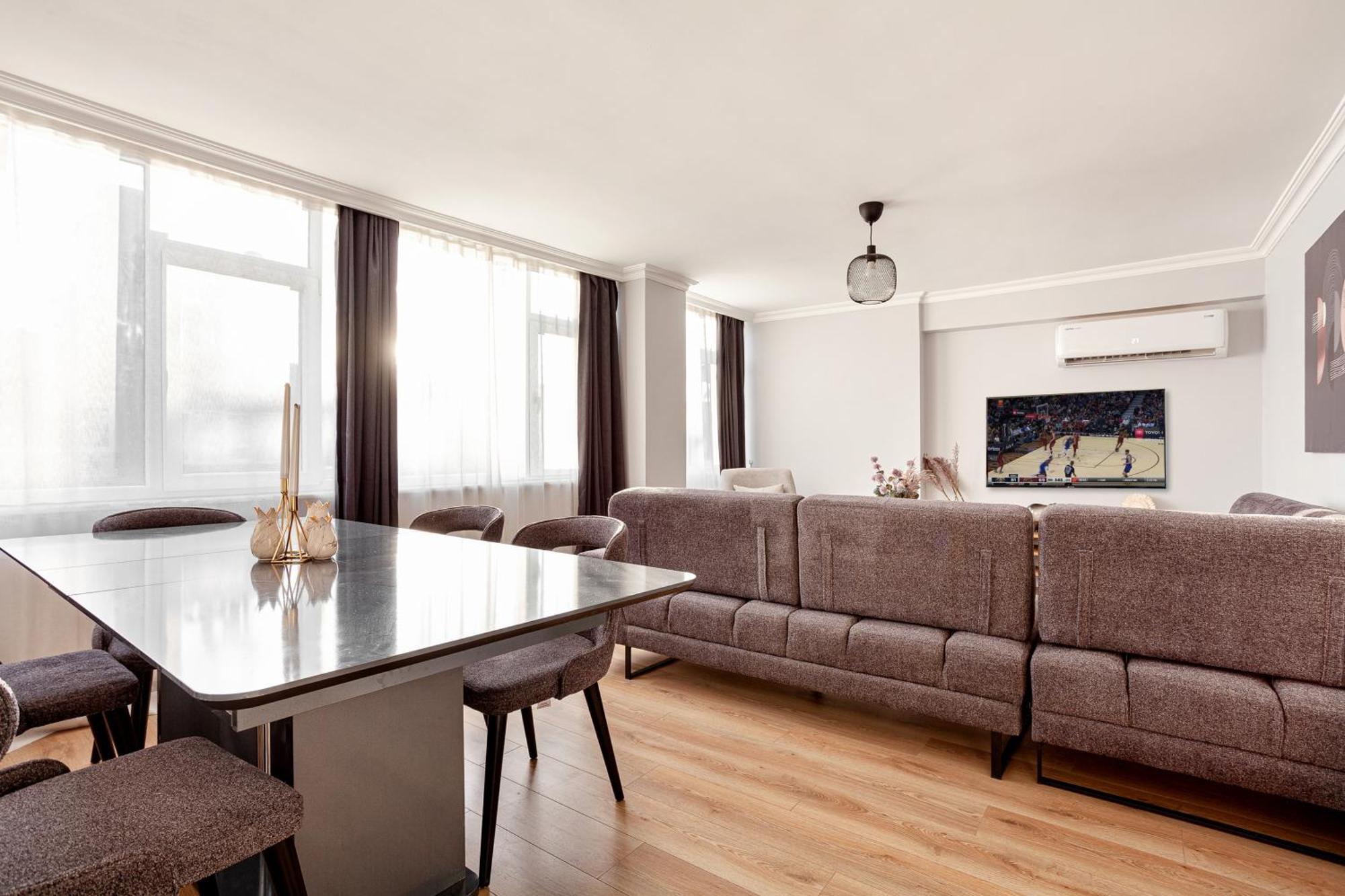Charming Spacious 4 Big With Sweet King Beds Apartment Istanbul