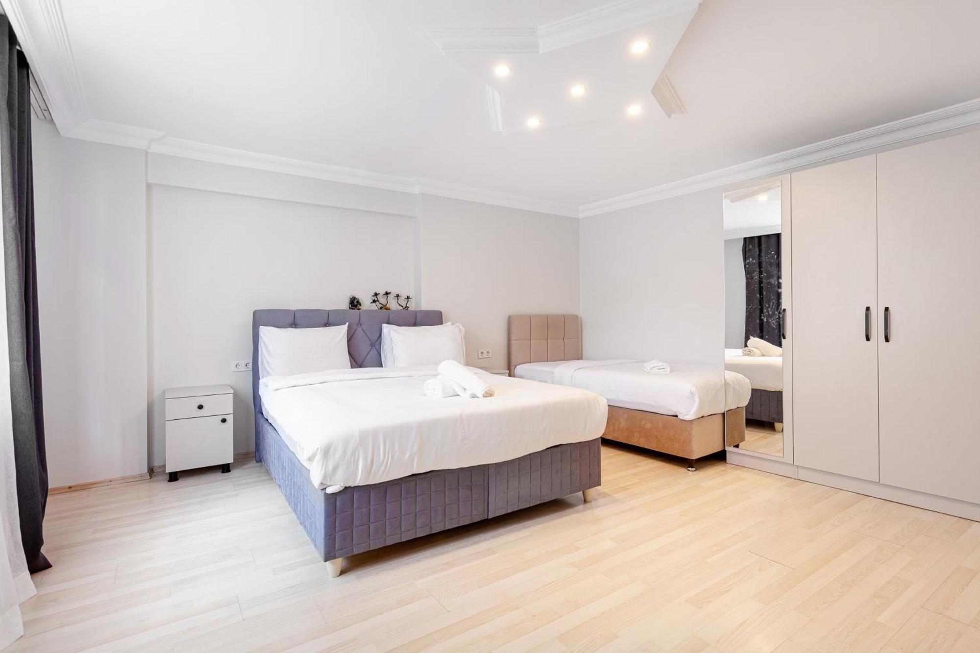 Apartment Charming Spacious 4 Big With Sweet King Beds *