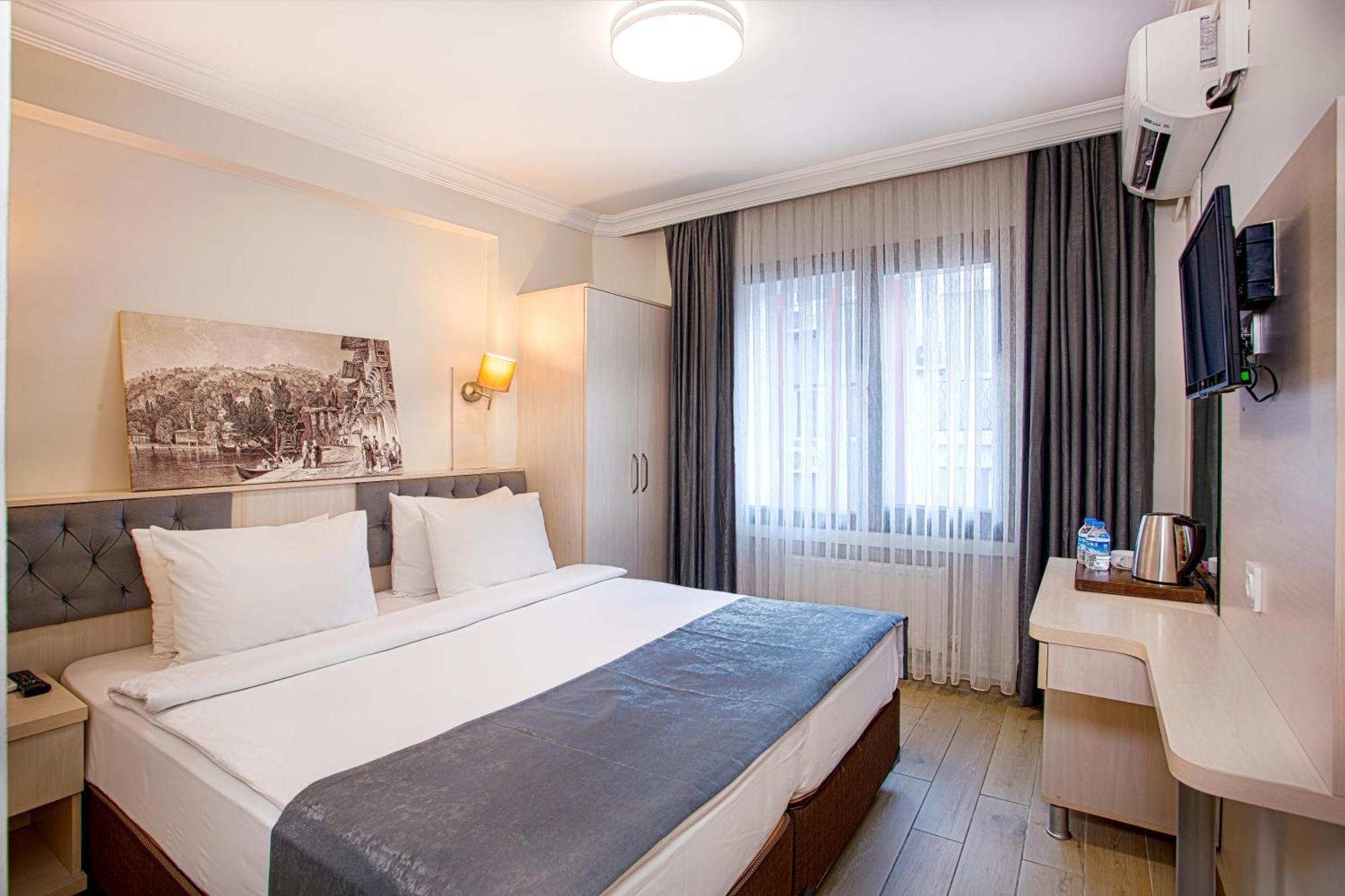Sim Old Hotel