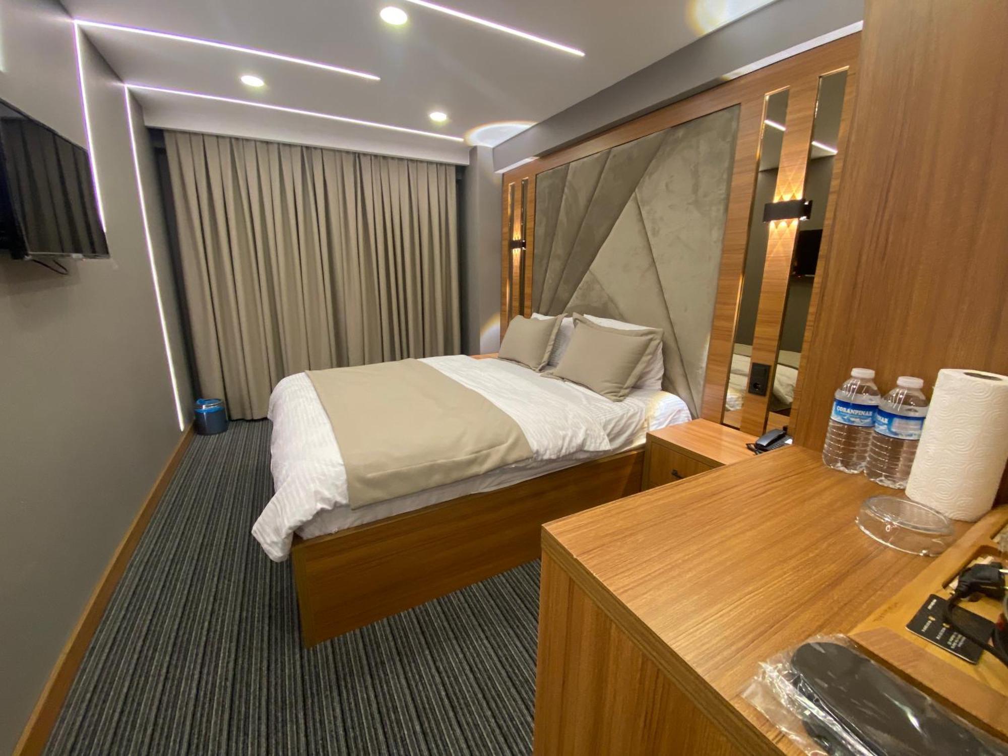 Hostel Besiktas Vip & *