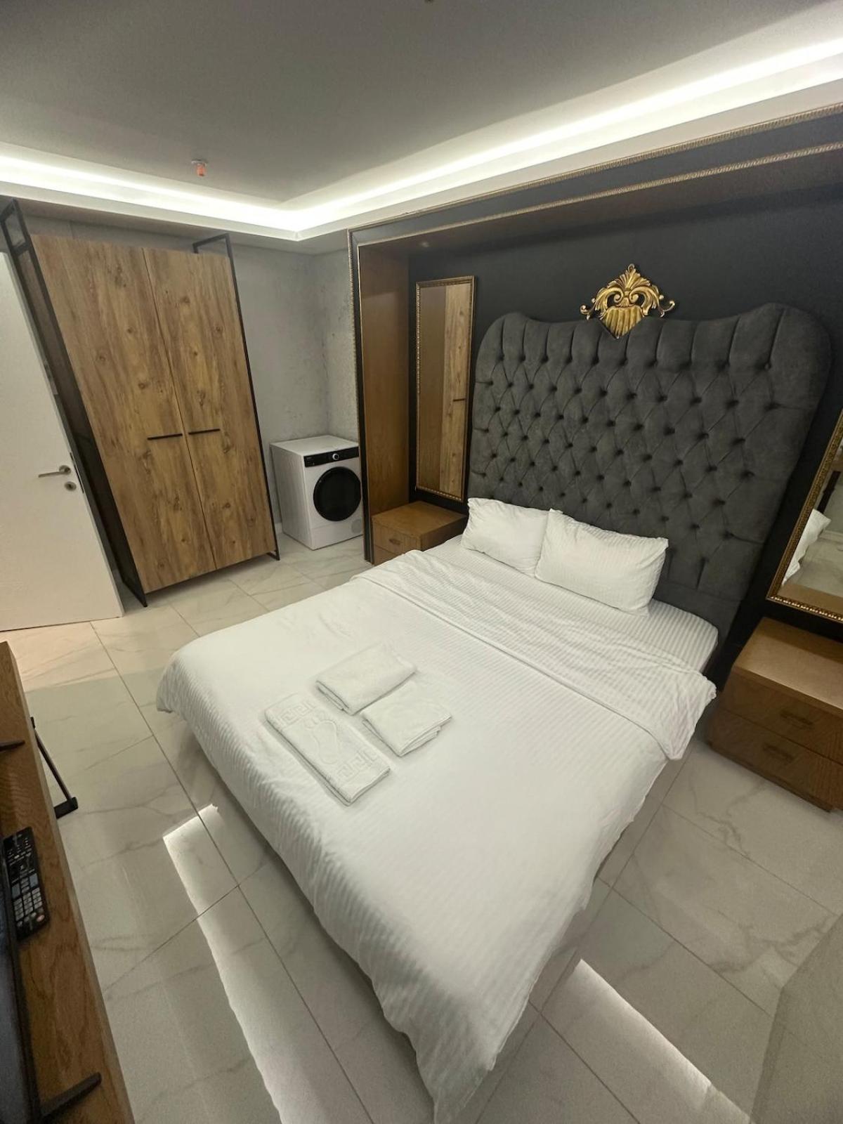 Apartment Magnificent High Floor With Private Jacuzzi Istanbul