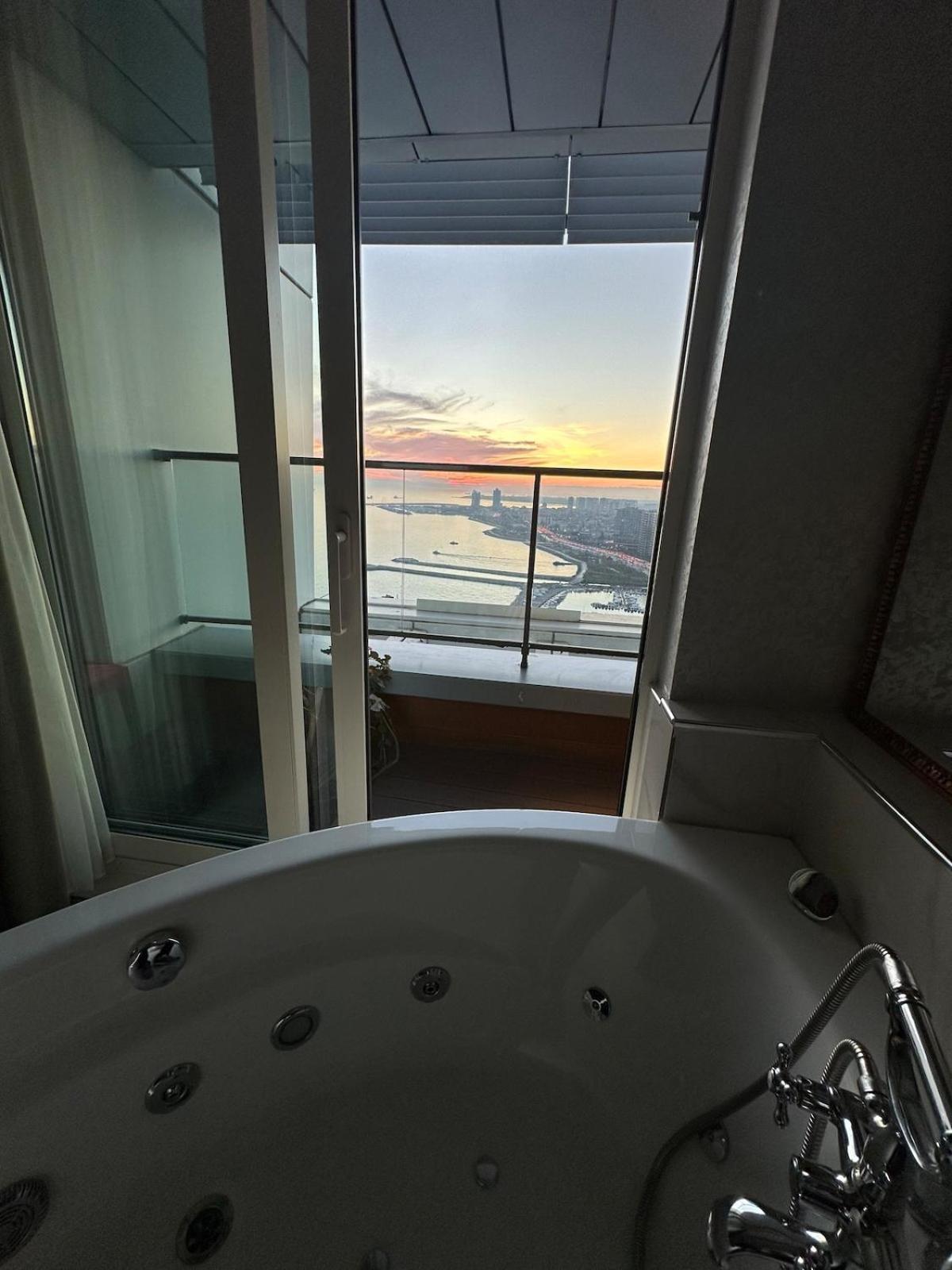 Magnificent High Floor With Private Jacuzzi Istanbul