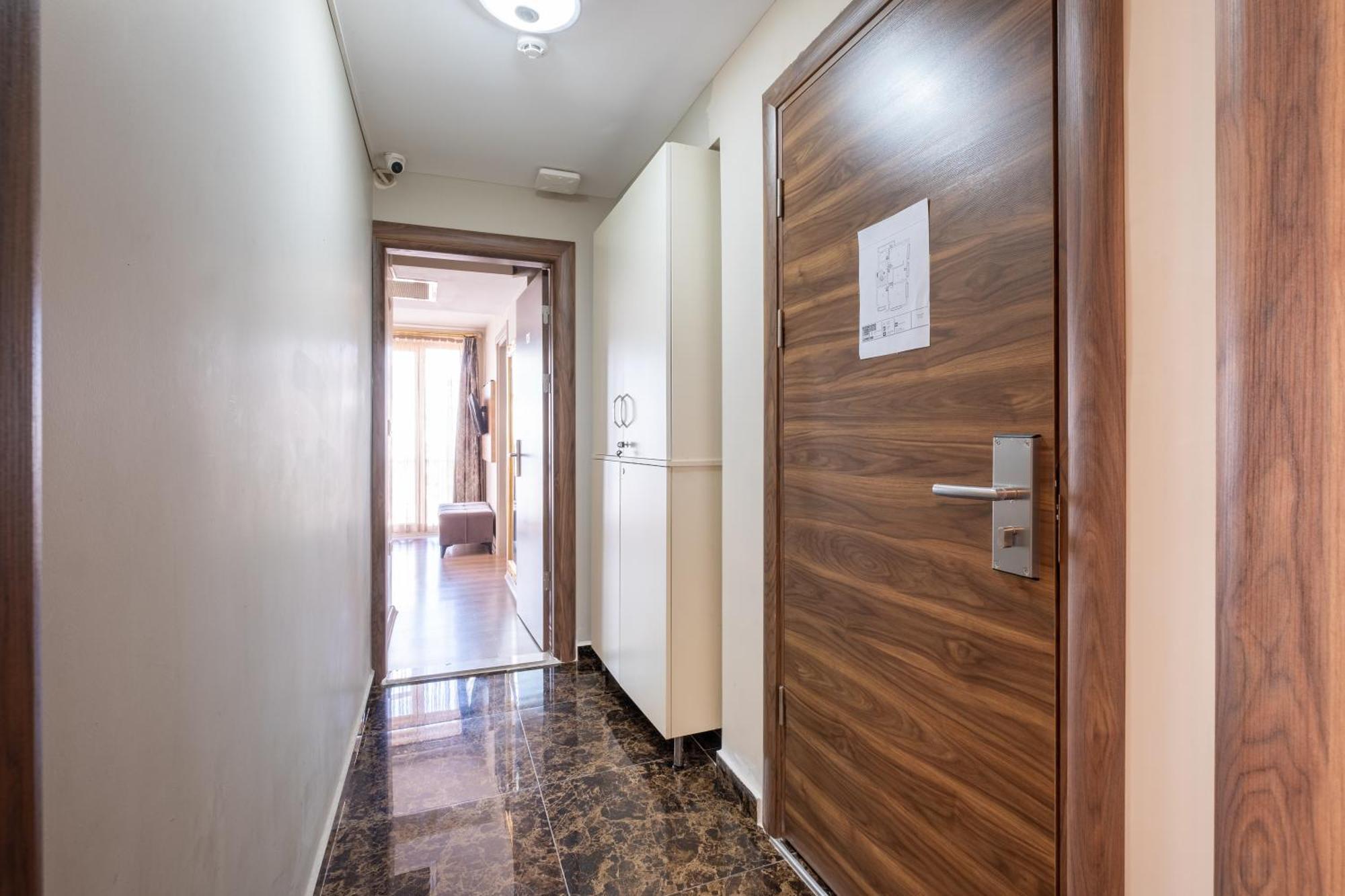 Hotel Lavin &
