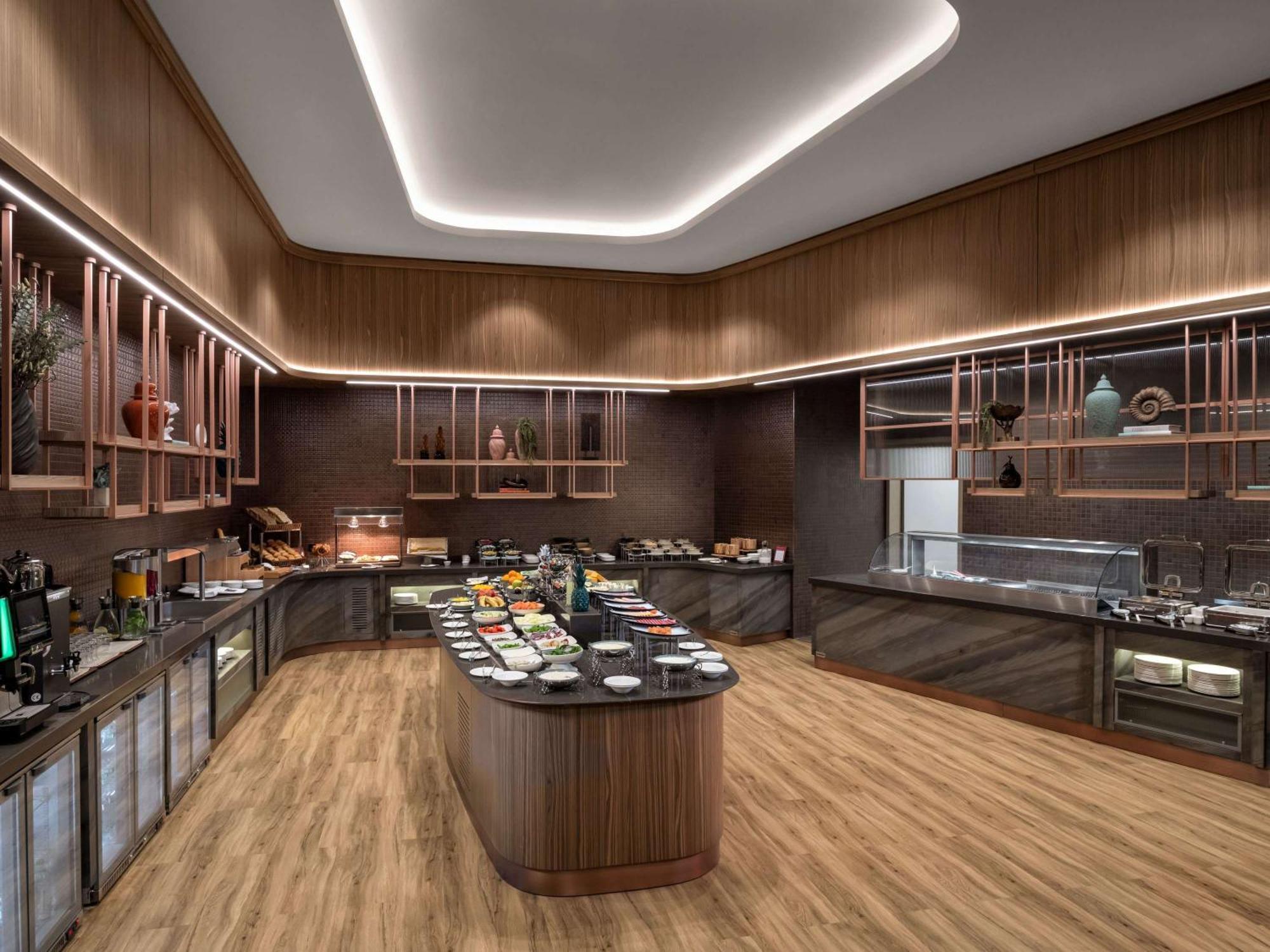 Moevenpick Living Saklivadi Hotel Istanbul