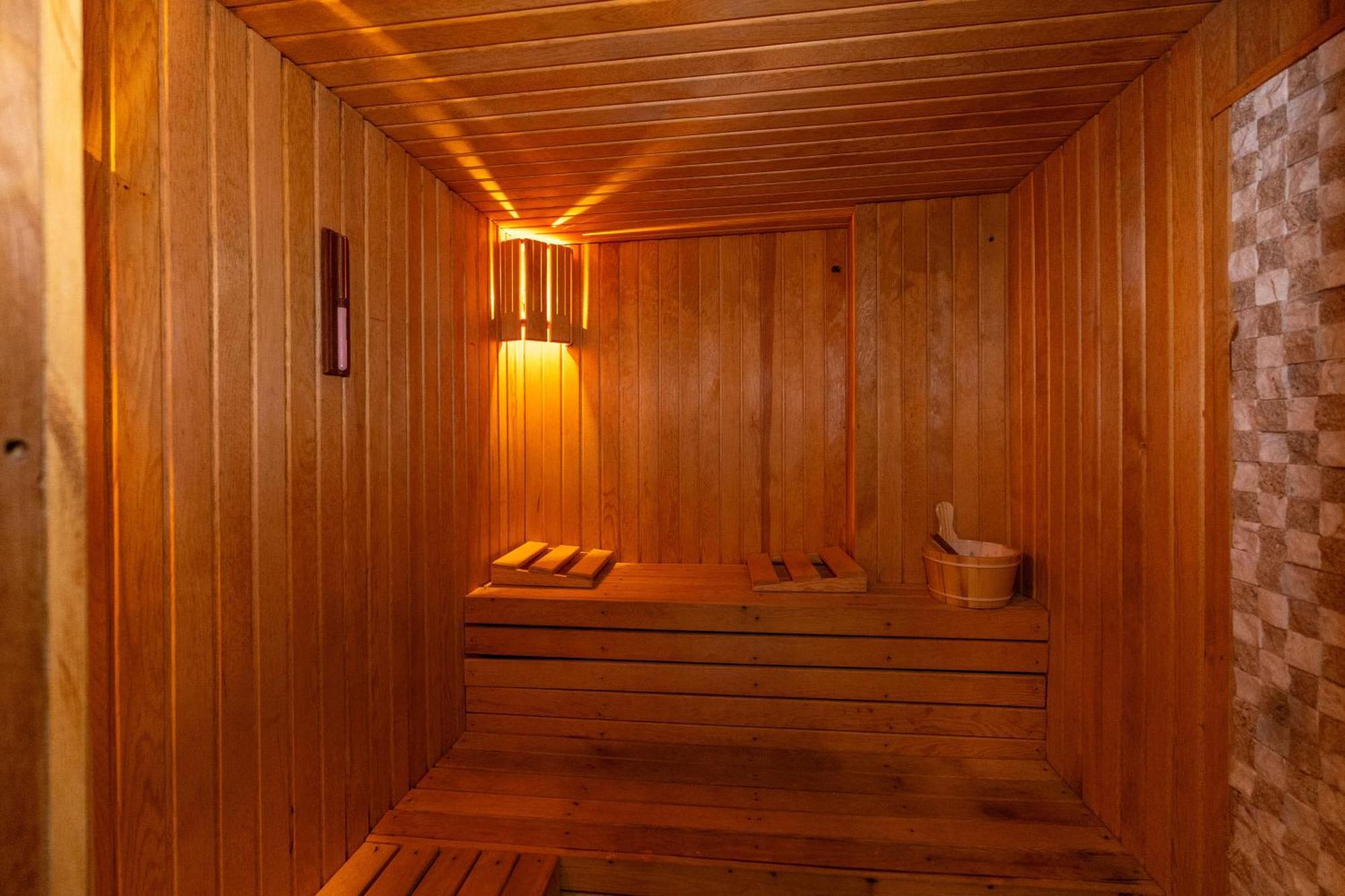 Pera Tulip Hotel & Spa - Istanbul Taksim Pera City Center 4*