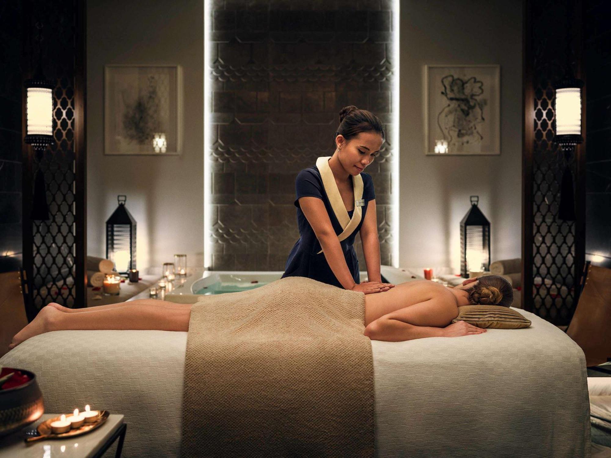 Hotel Fairmont Quasar 5*