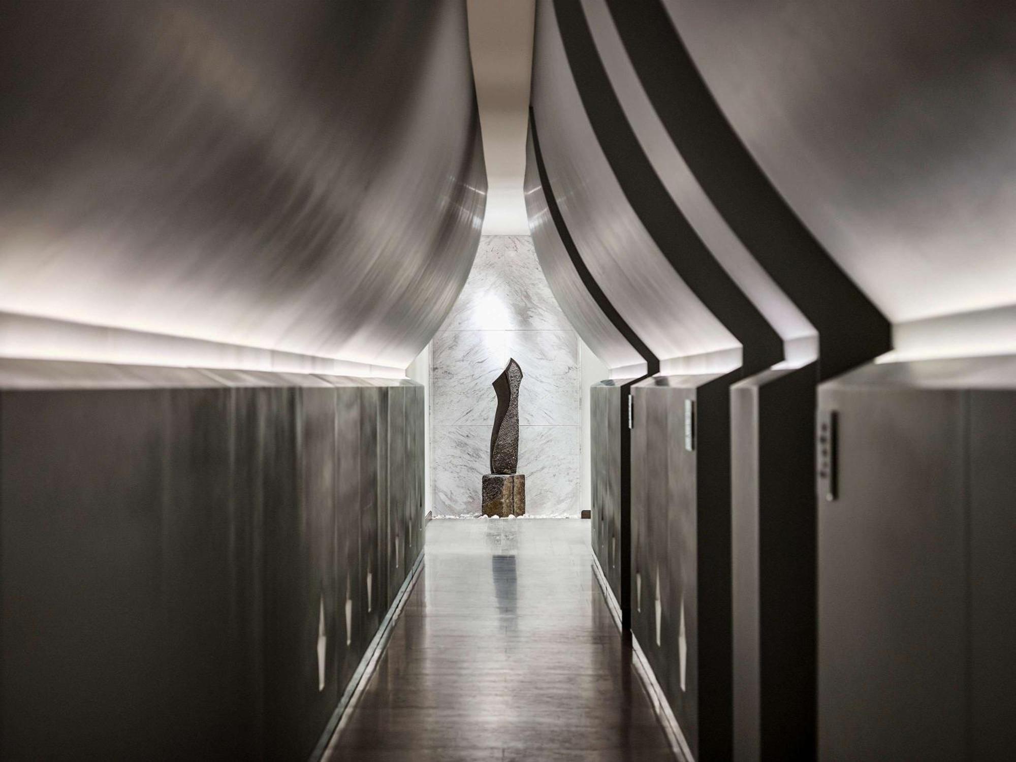 Hotel Fairmont Quasar 5*