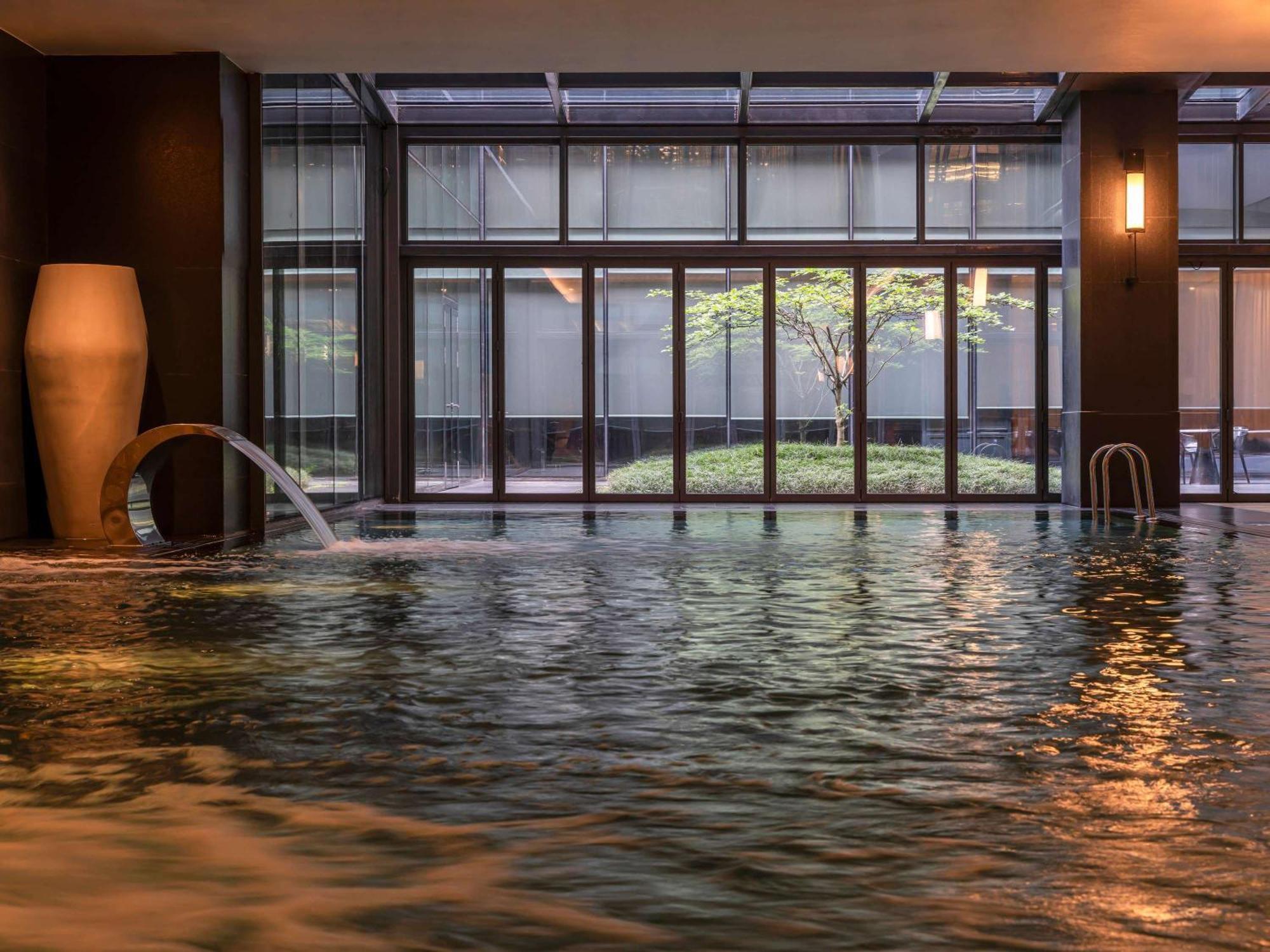 Fairmont Quasar Hotel 5*