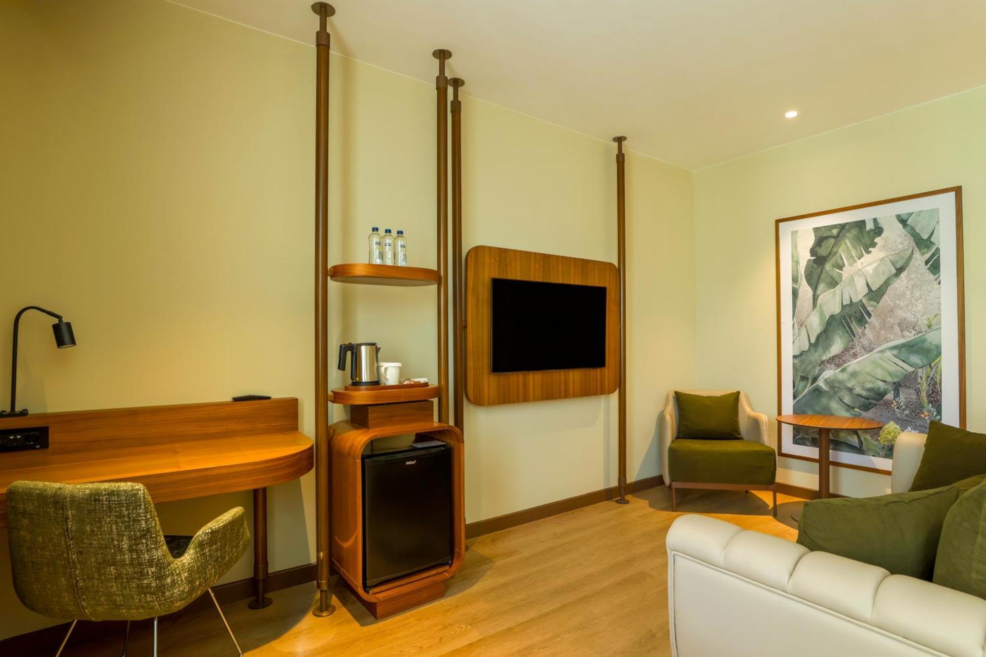 Ibis Styles Kurtkoy Hotel 4*