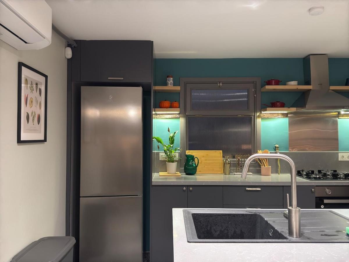Stunning Private House In Balat Istambul