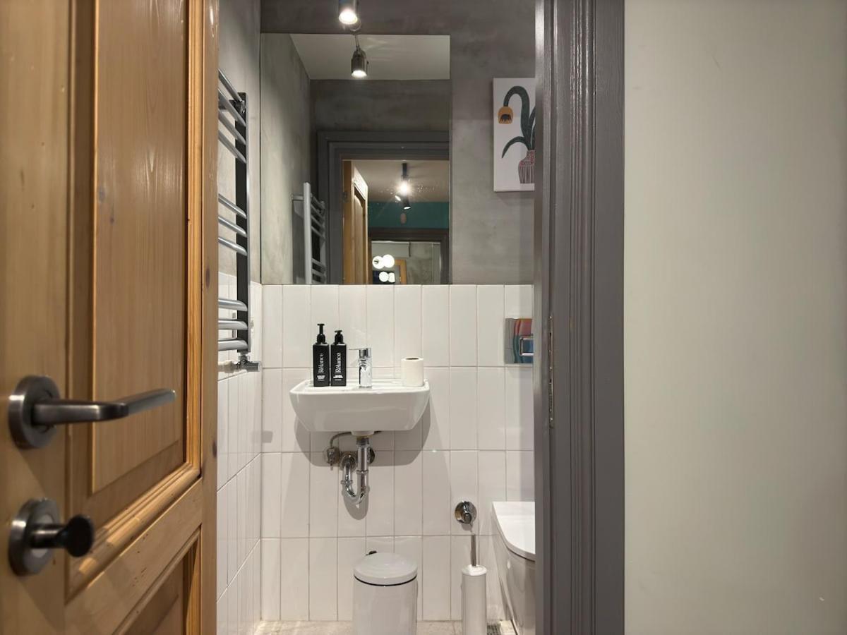 Stunning Private House In Balat *