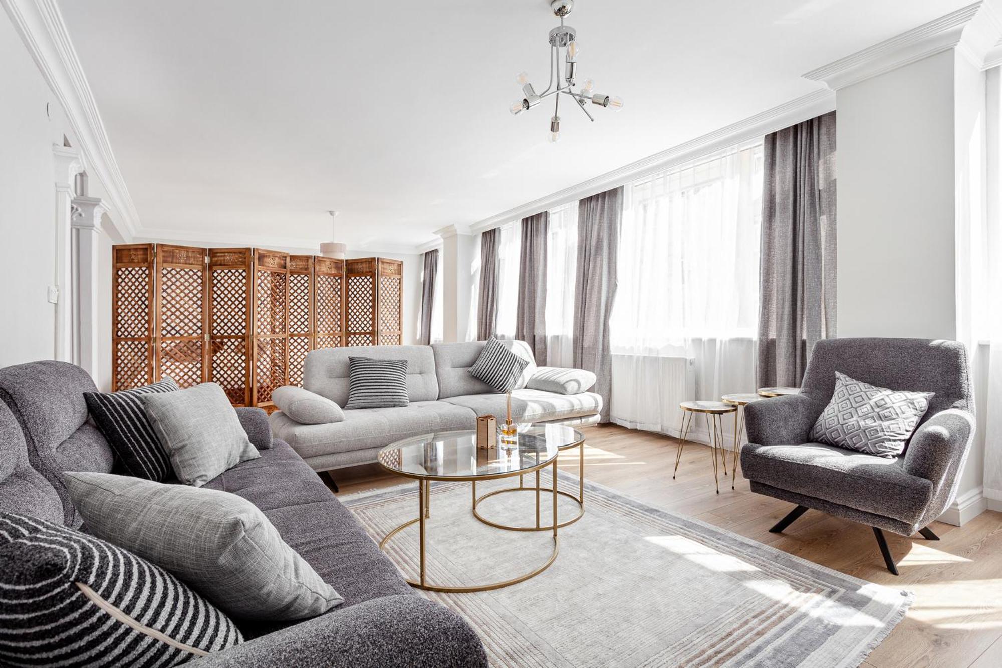 Chic Spacious 4br With Lift On Main Street 2m Metro * Istanbul