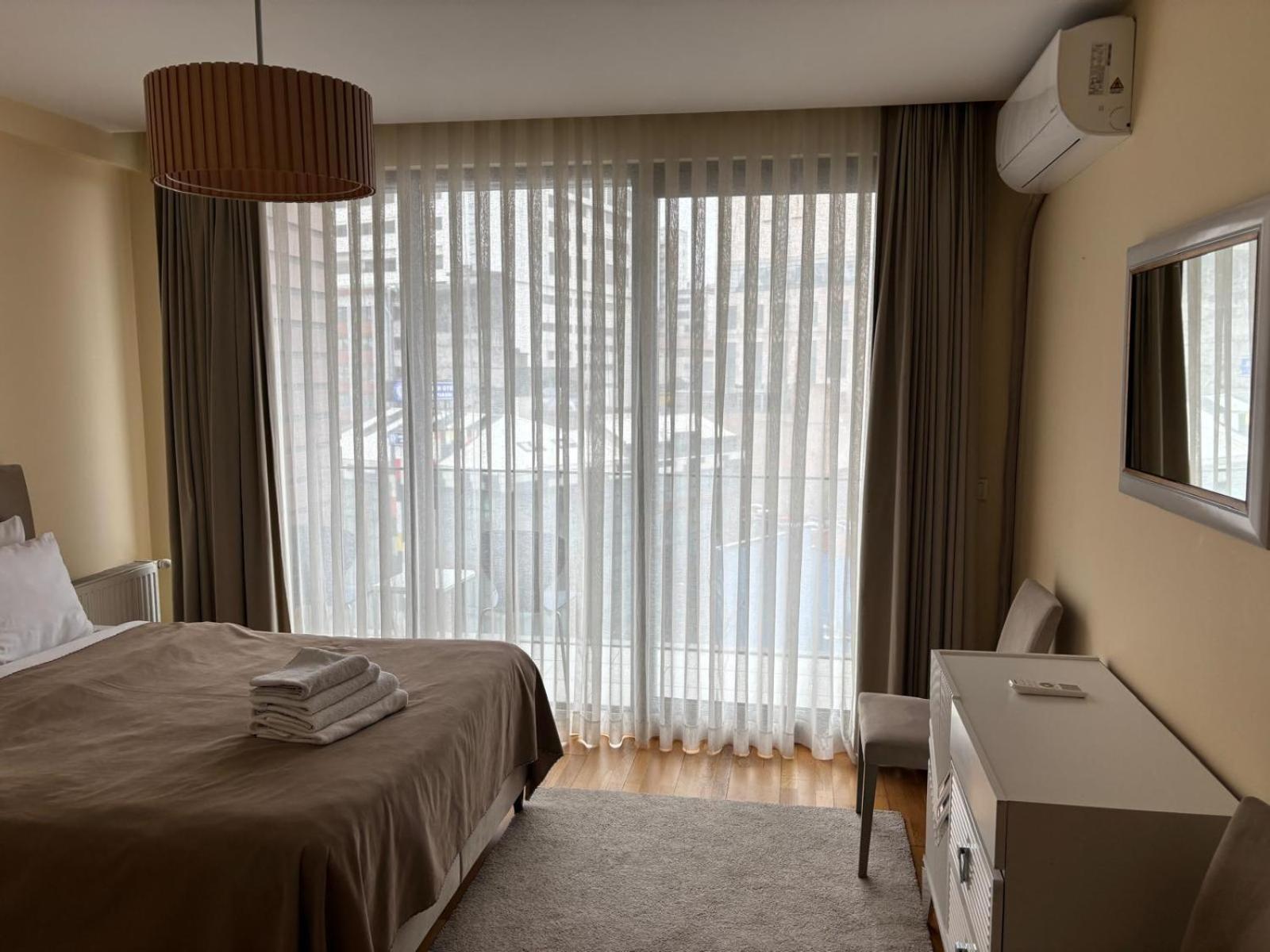 Taksim Cozy Flat With Swimming Pool, Sauna And Ac * Istanbul
