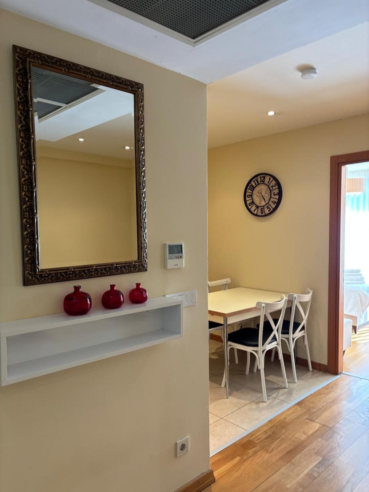 Taksim Cozy Flat With Swimming Pool, Sauna And Ac * Istanbul