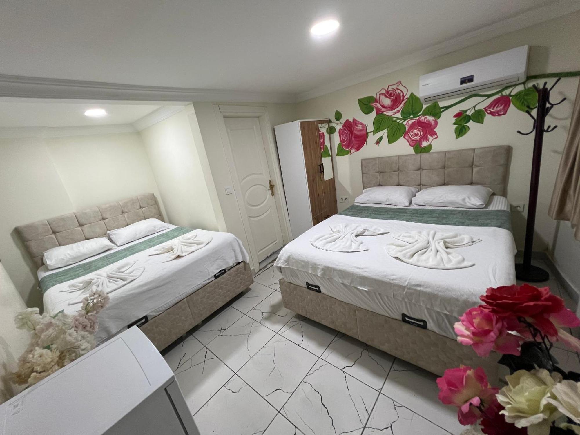 Sultanahmet Blue Yacht House