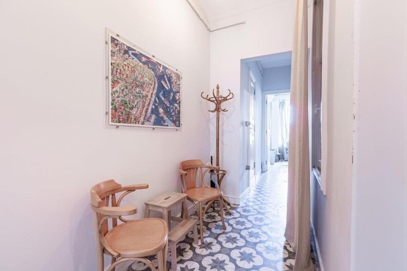 Bright Charming 2bd15bath Galatatower Home! #257 Apartment *
