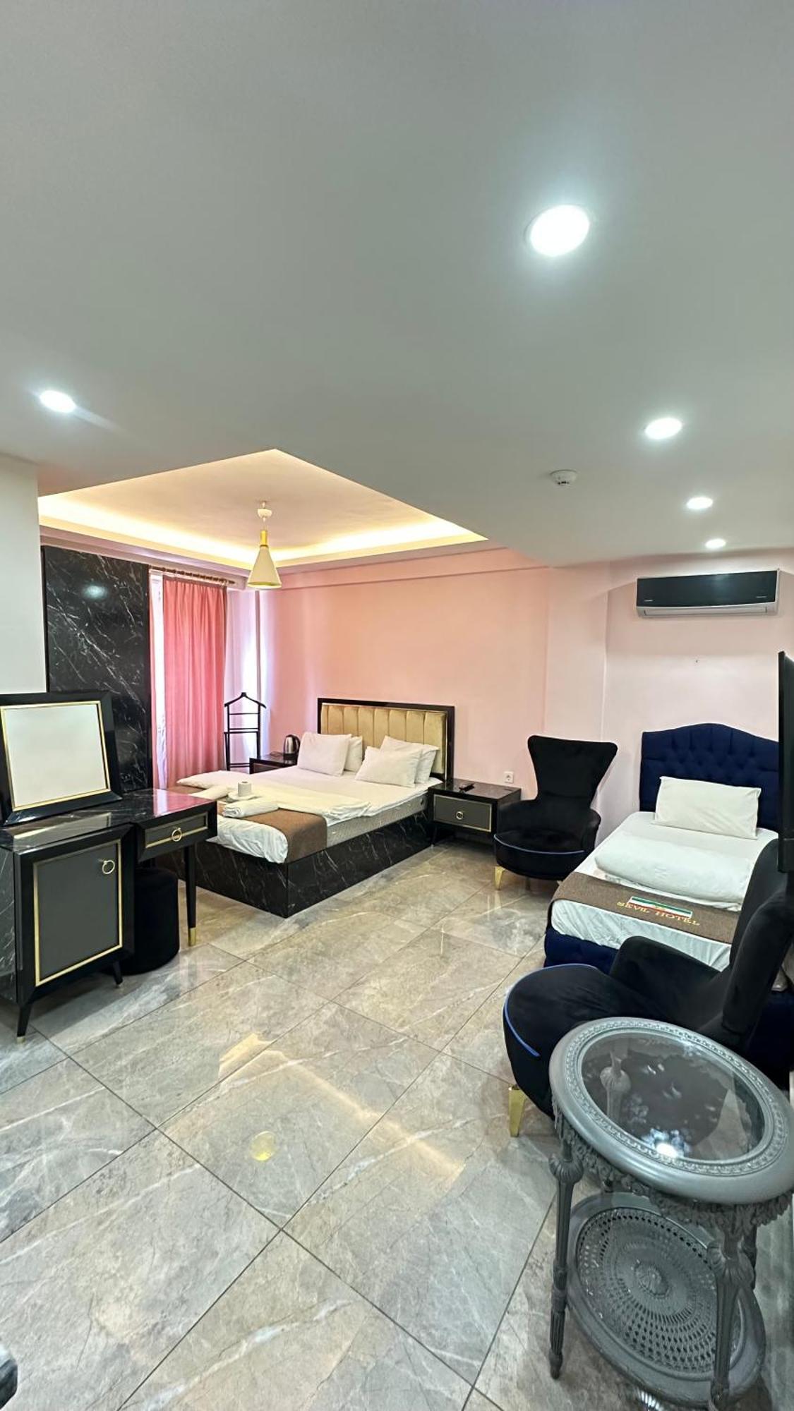 Sevil New Aparthotel