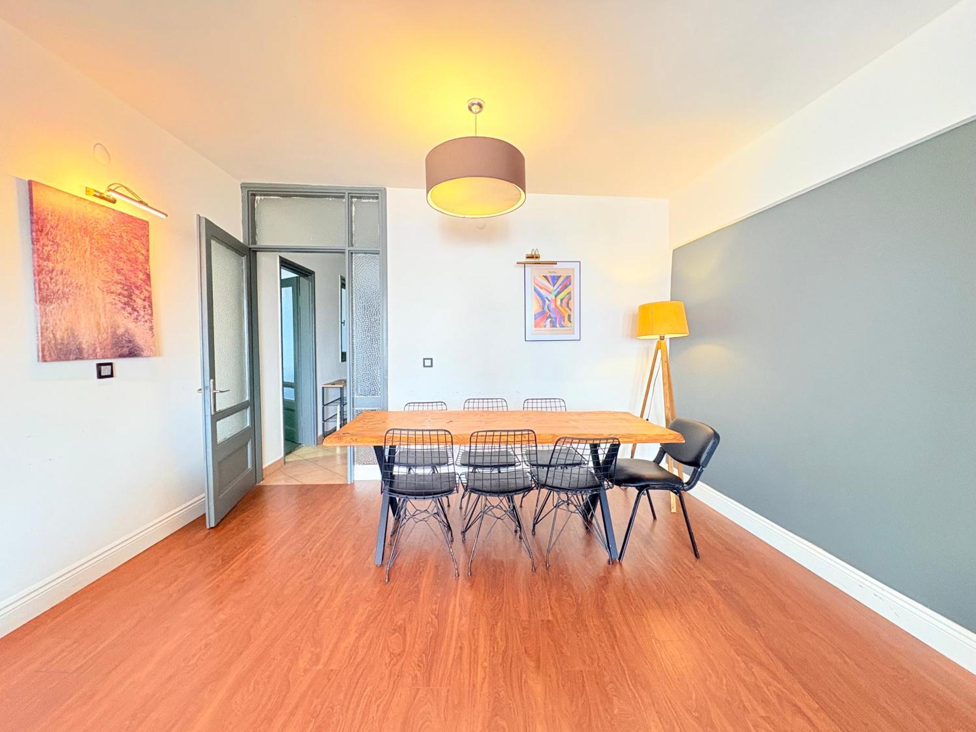Apartment With 3br, Lift, Ac, Cihangir