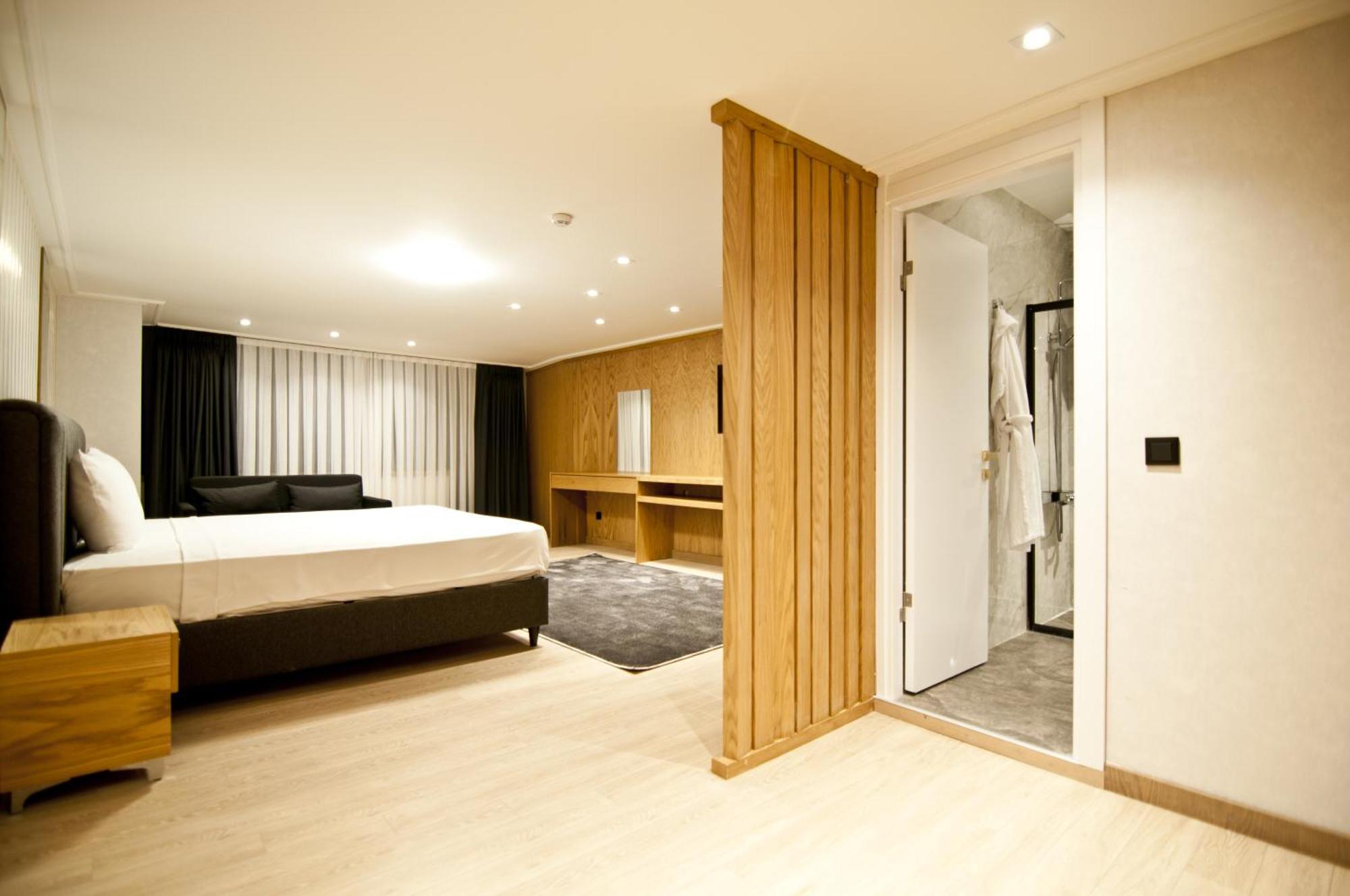 Xloft 3*