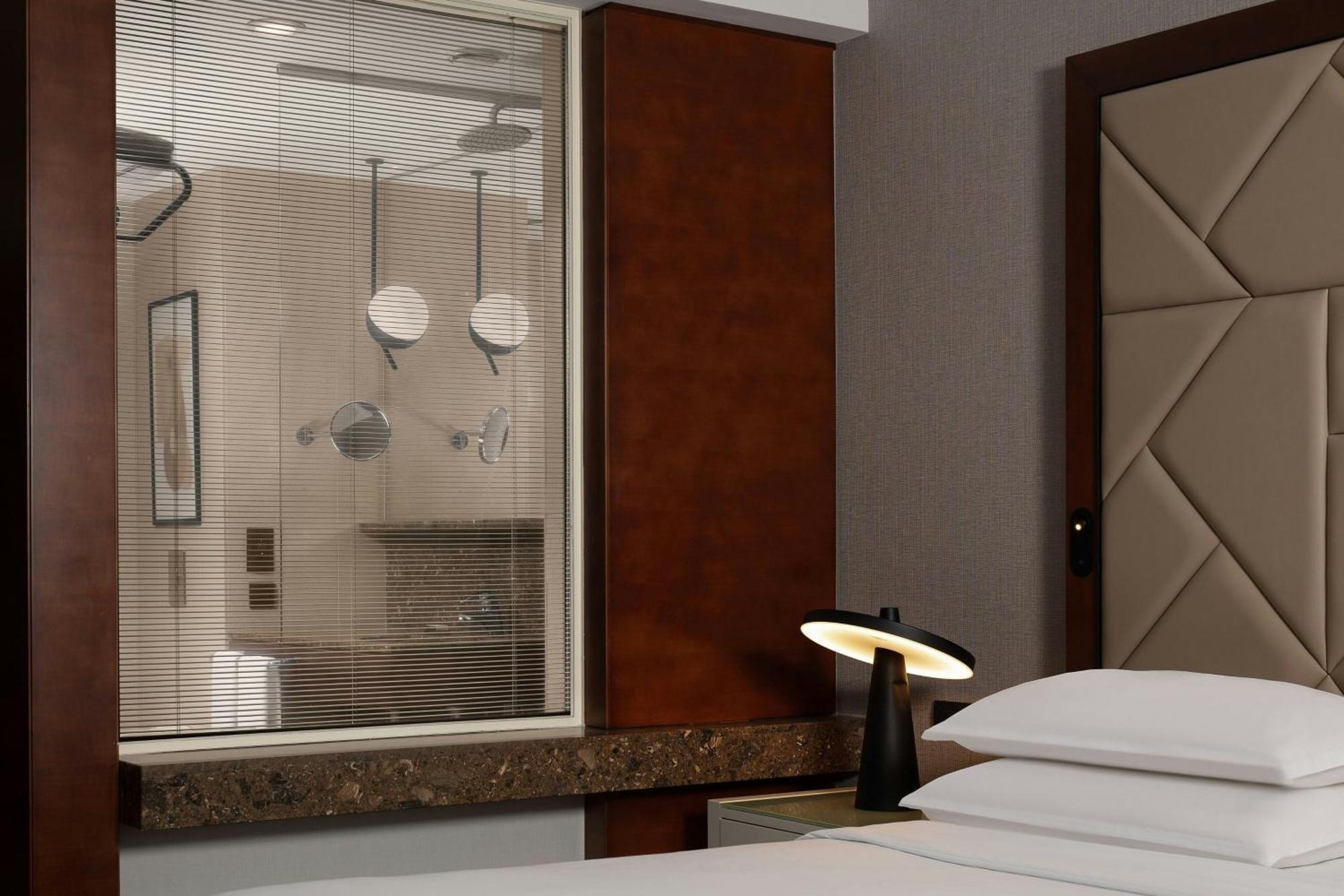 Sheraton Levent 5*