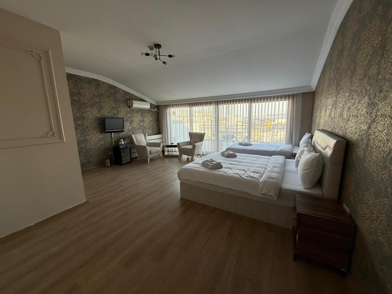 Hotel Ravello Taksim 3*