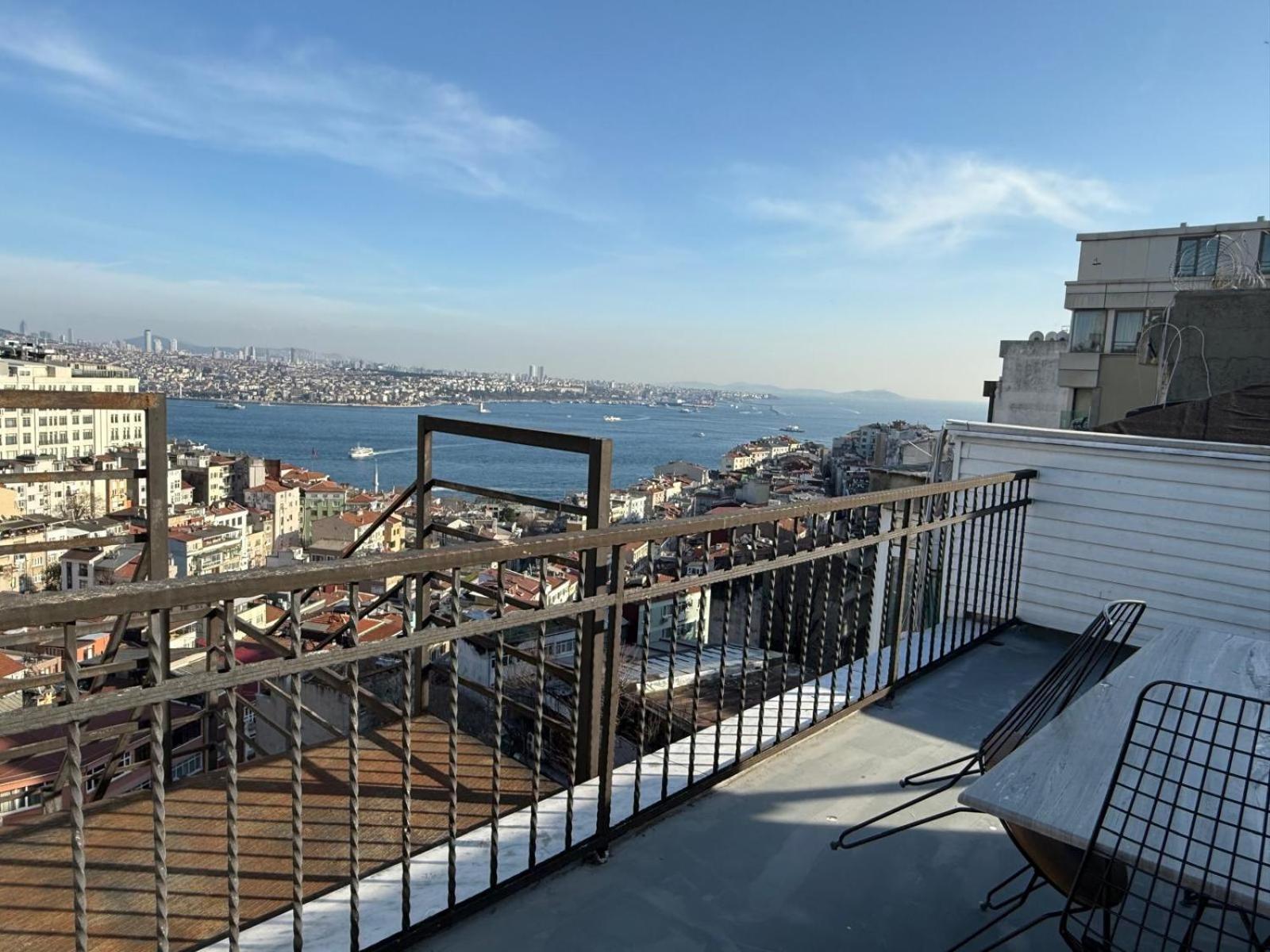 Ravello Taksim 3*