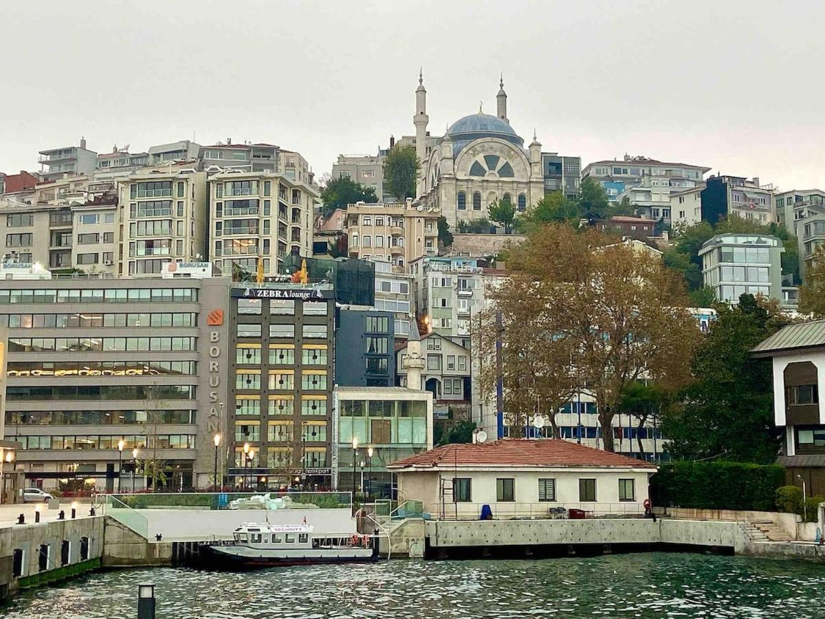 A Million Dollar View Of The Bosporus And Balcony Apartment Istanbul