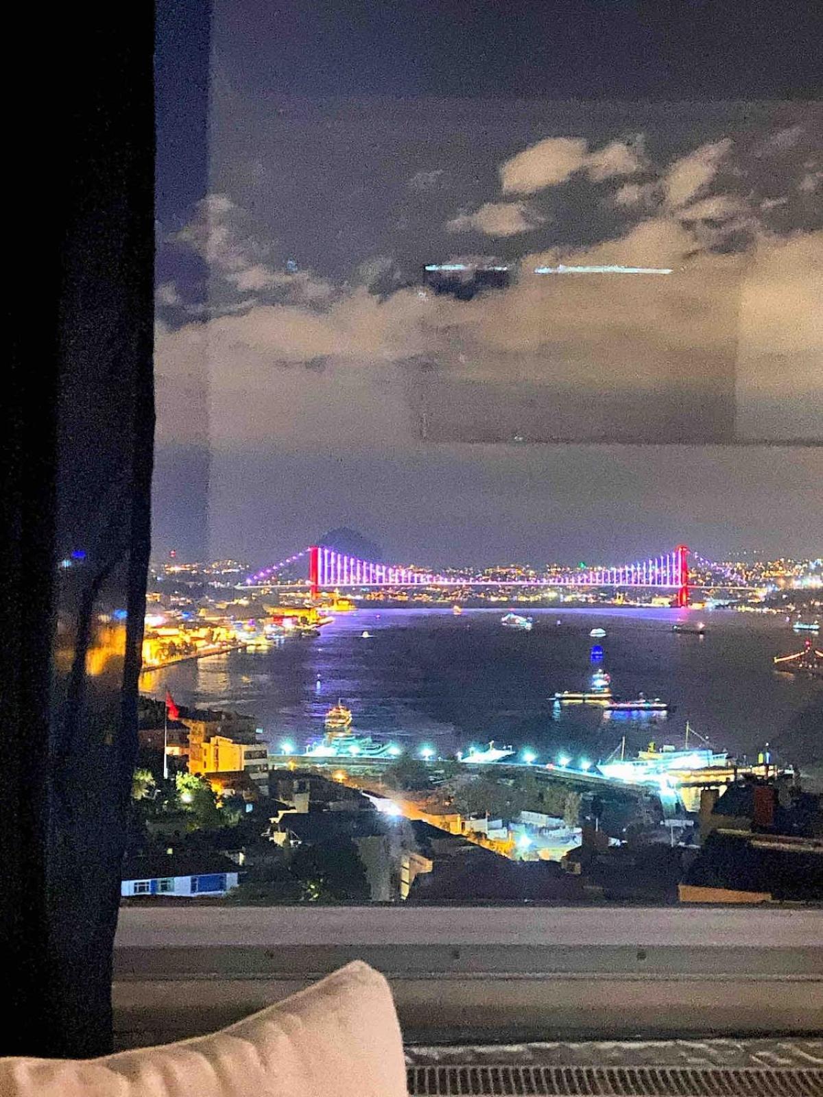 A Million Dollar View Of The Bosporus And Balcony * Istanbul