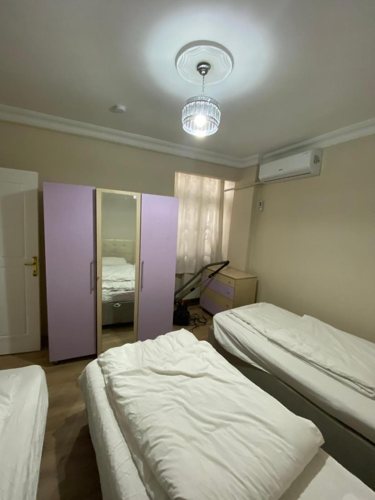 Eda's Apartment *