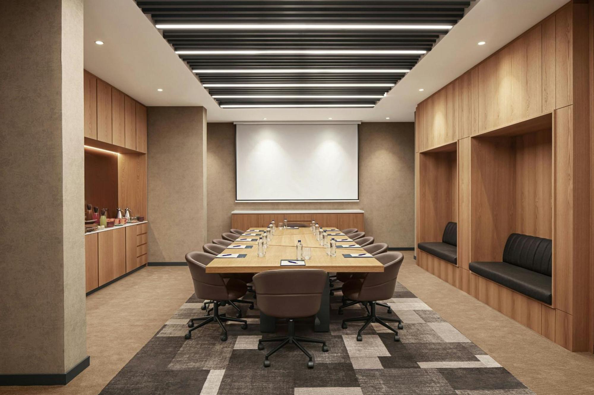 Four Points By Sheraton Pendik Otel 4*
