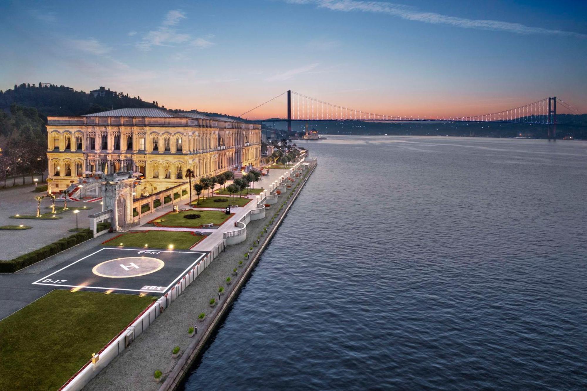 Ciragan Palace Kempinski Hotel Istanbul