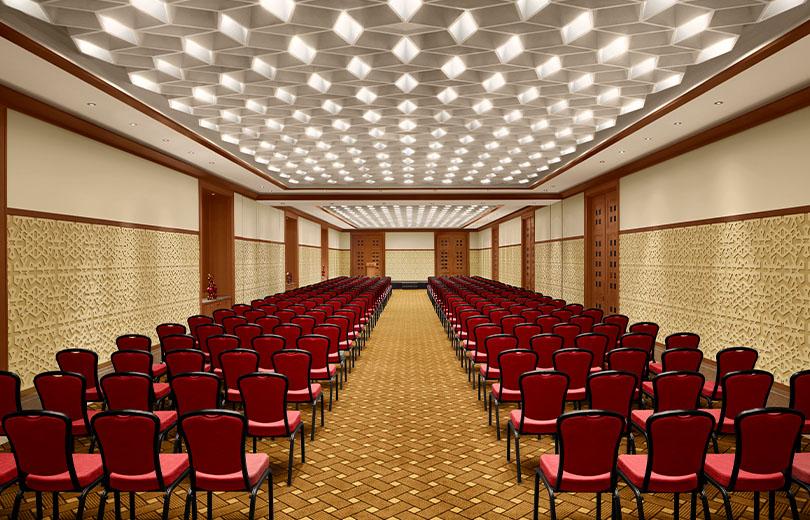 Divan Hotel 5*