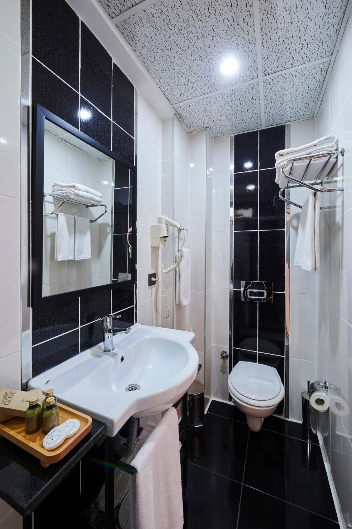 Otel Pera Life