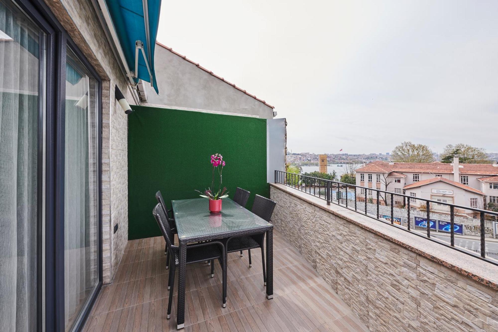 Otel Pera Life 4*