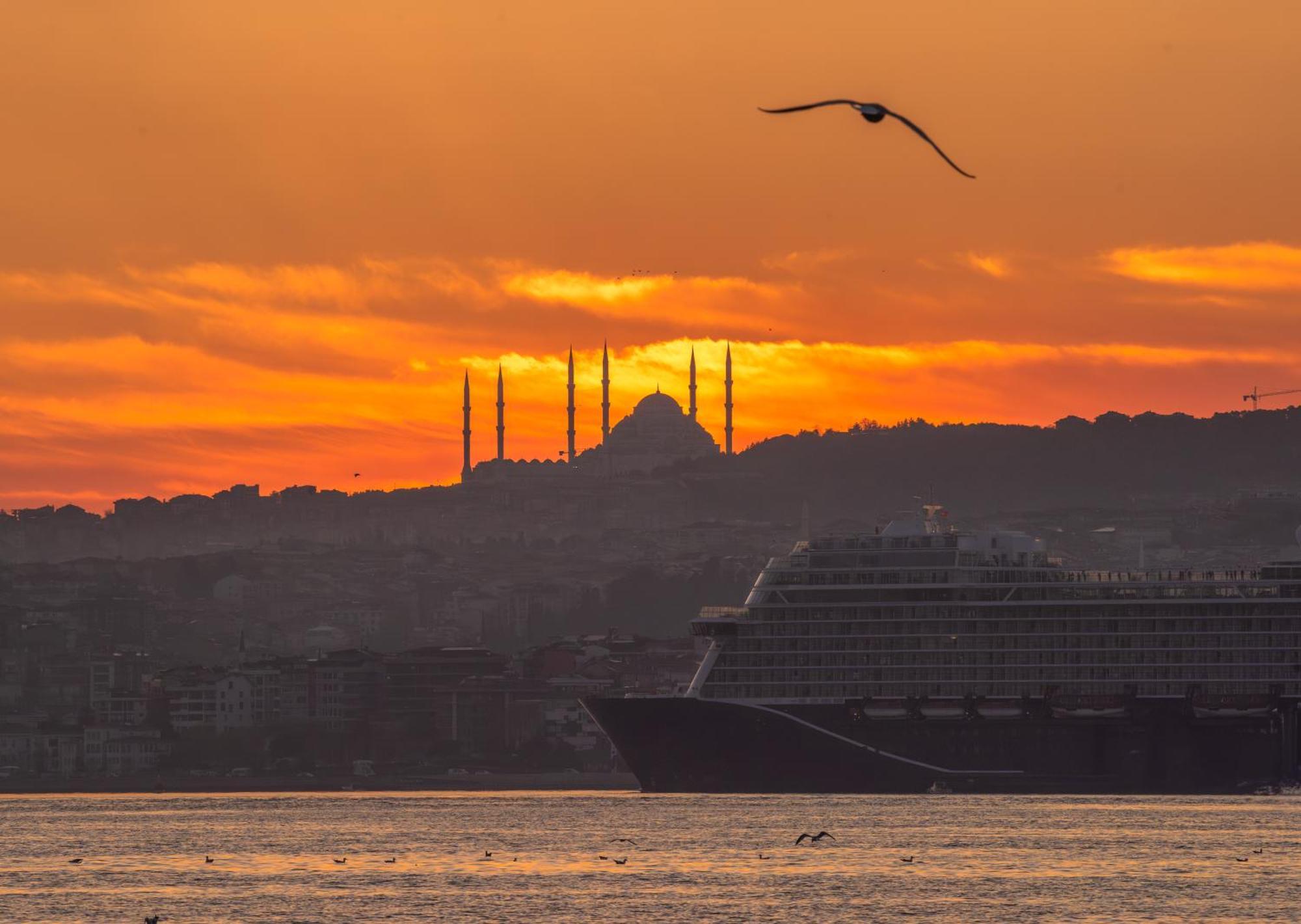 Otel Momento Golden Horn