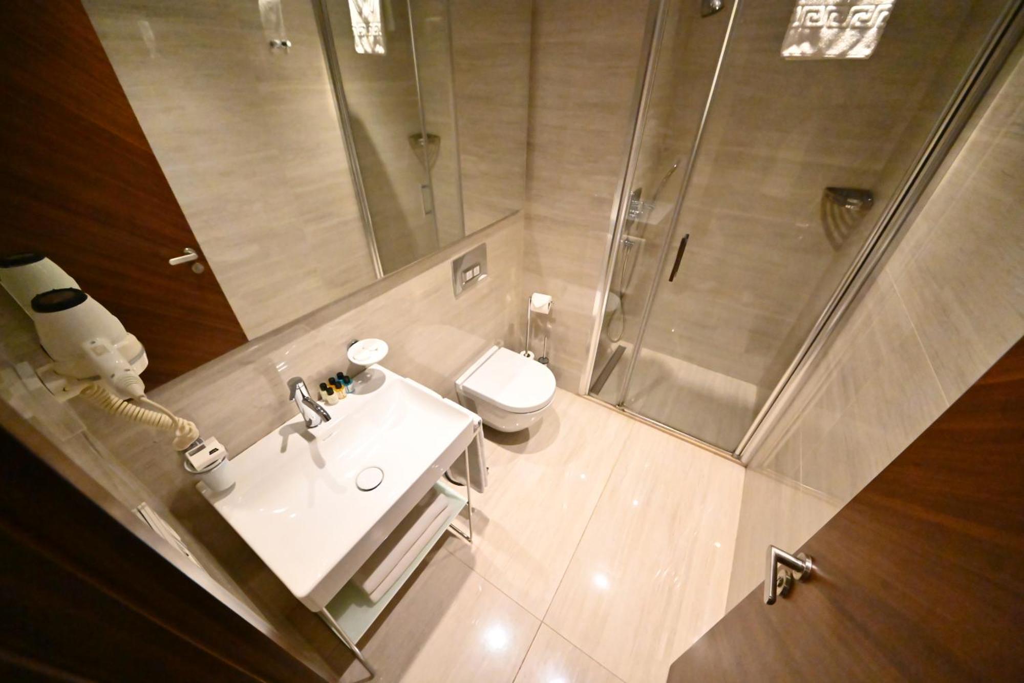 Söğüt Otel İstanbul