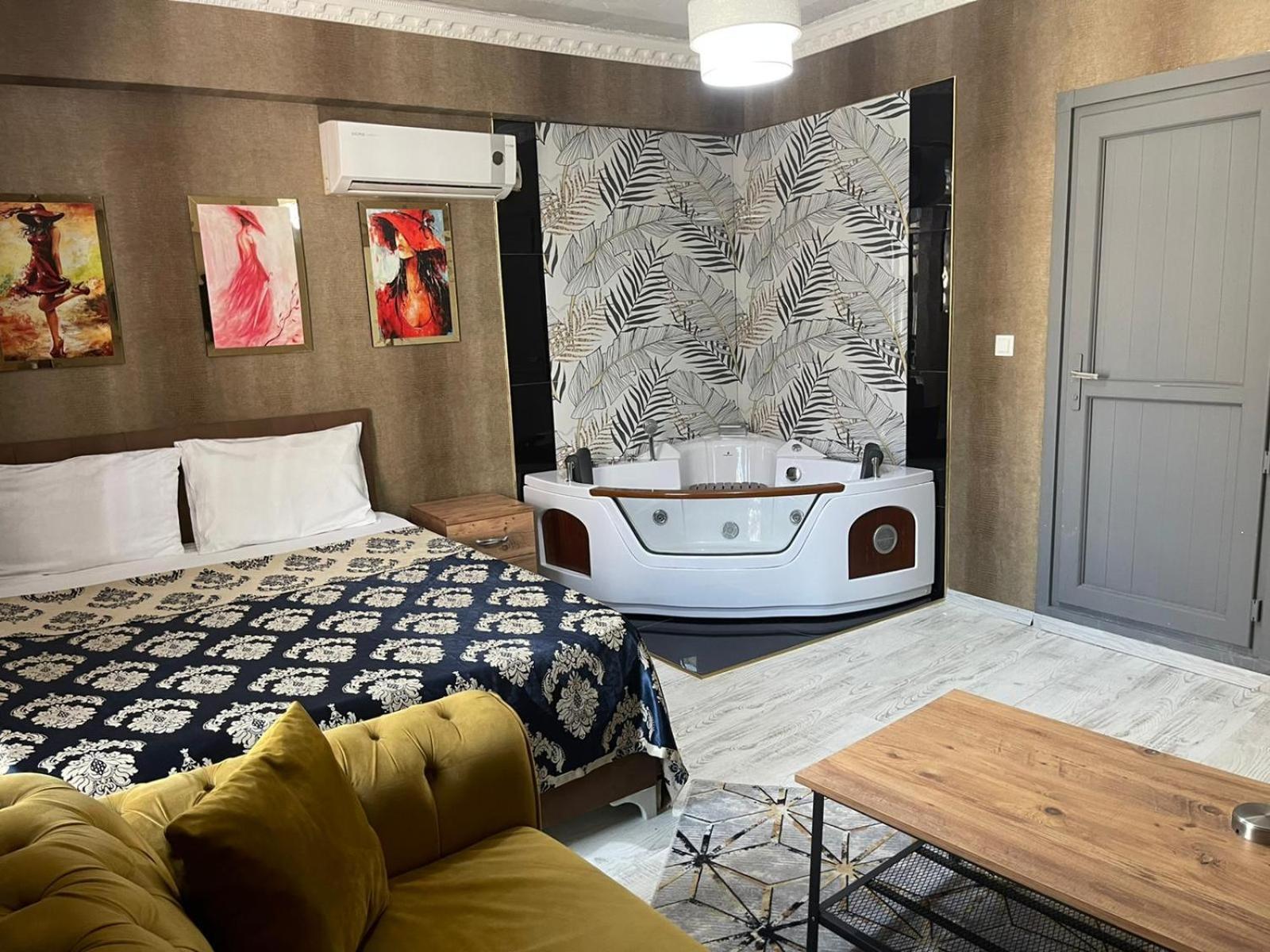 Royal Kumkapi 3*
