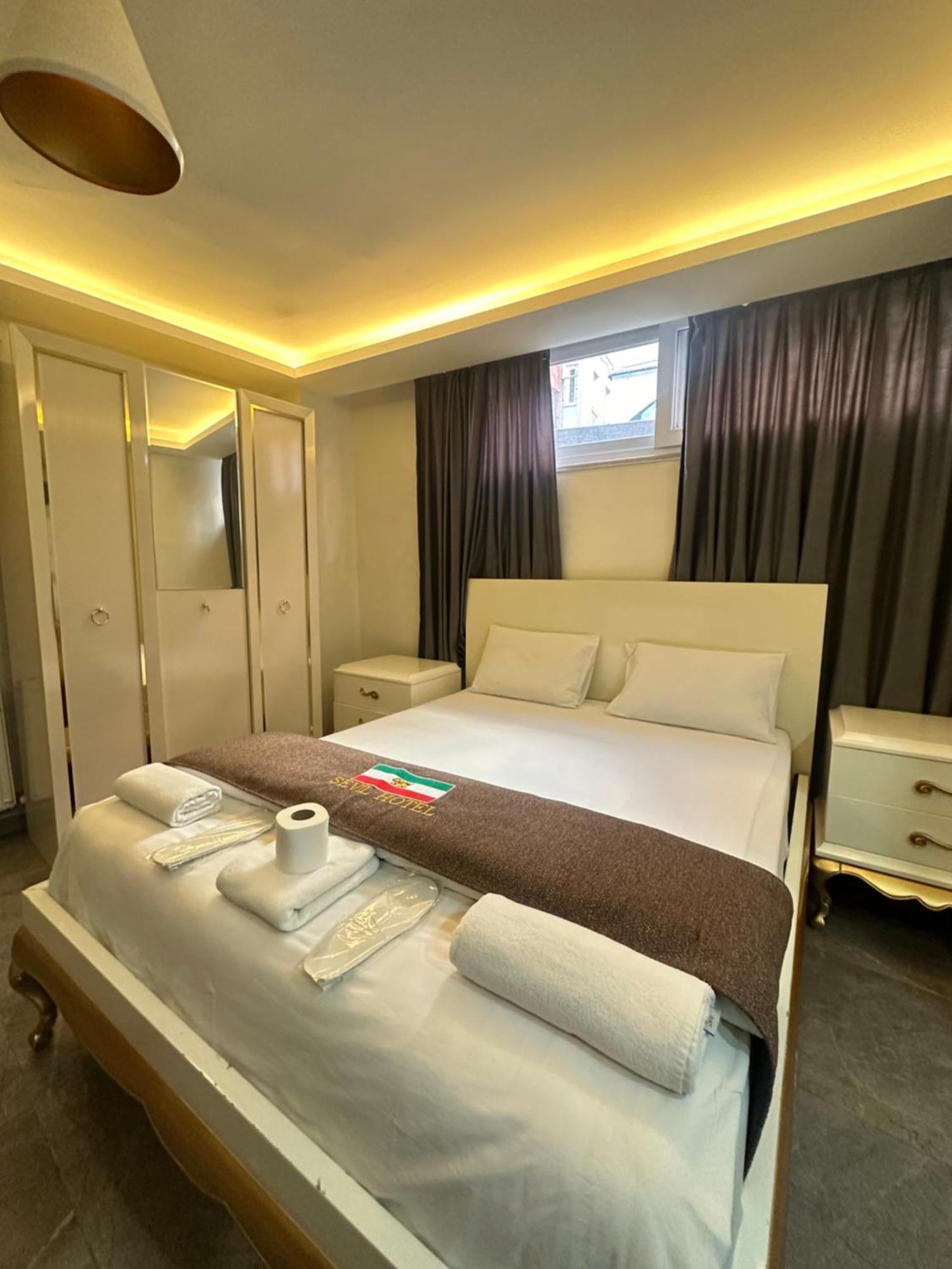 Aparthotel Sevil New *