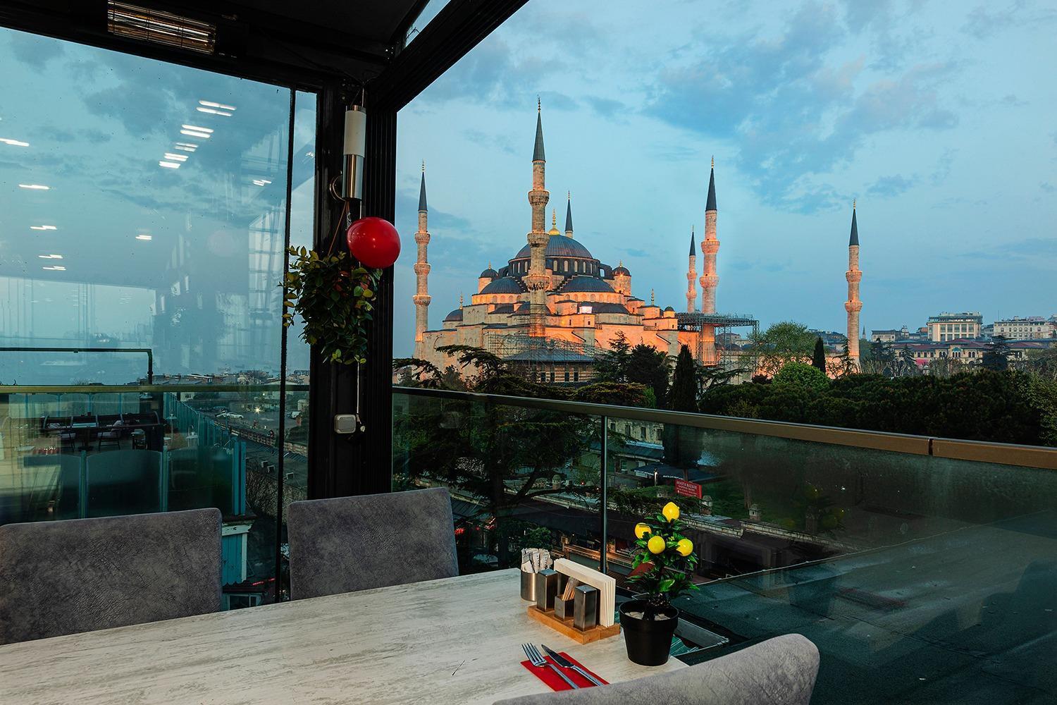 Hotel Aristocrat